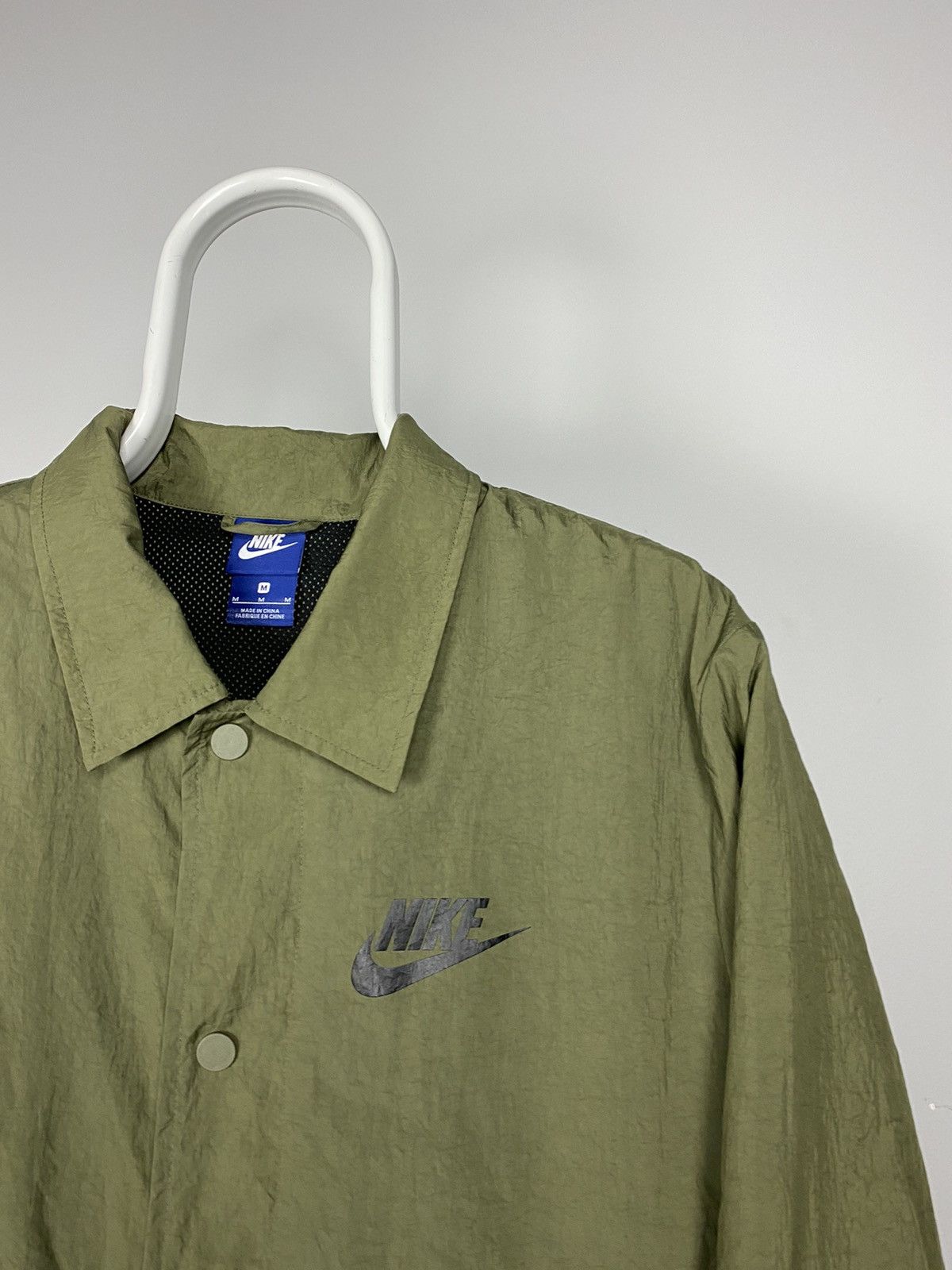 Nike Nike big swoosh olive nylon jacket Size US XL / EU 56 / 4 - 4 Thumbnail