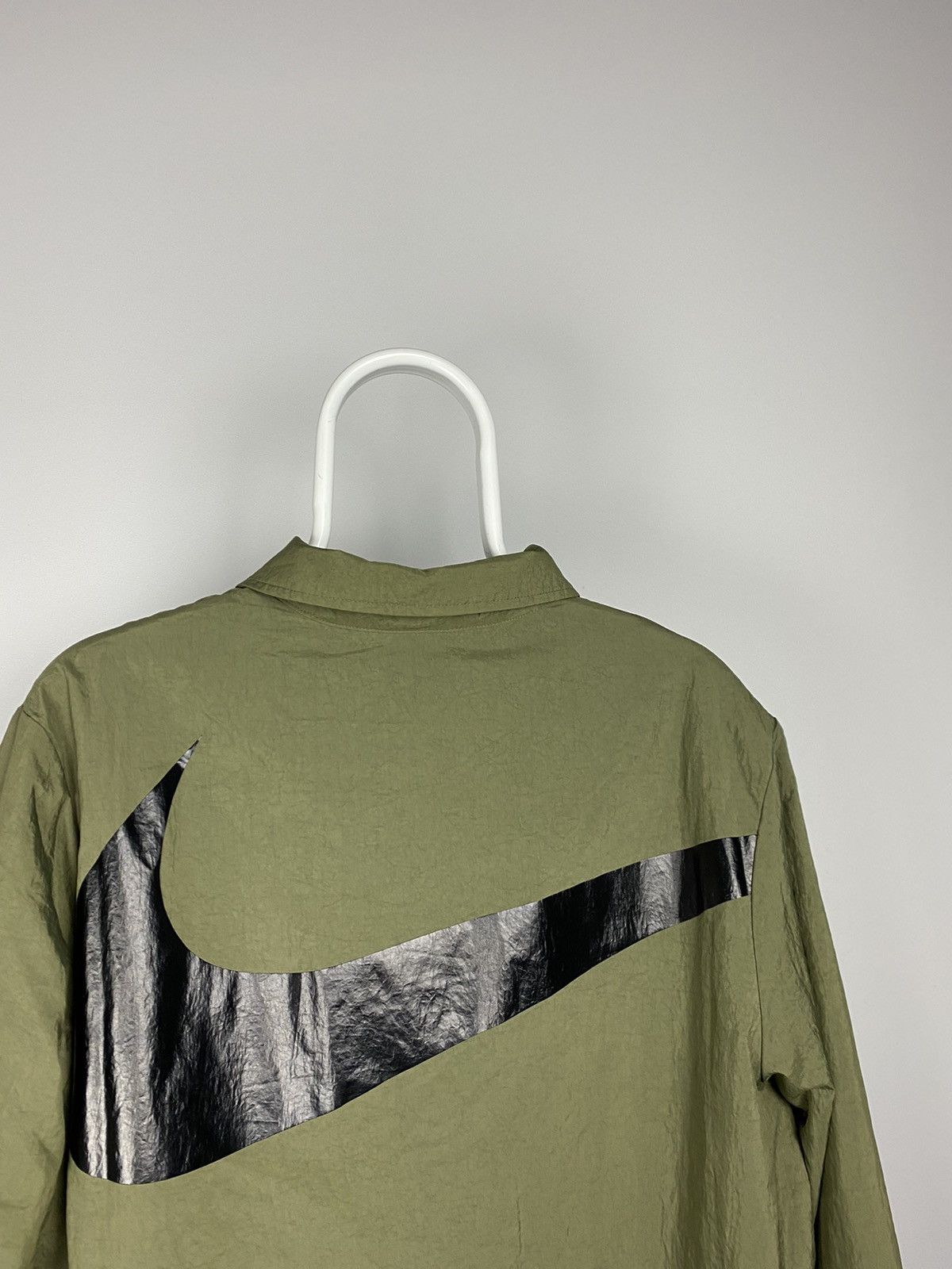 Nike Nike big swoosh olive nylon jacket Size US XL / EU 56 / 4 - 2 Thumbnail