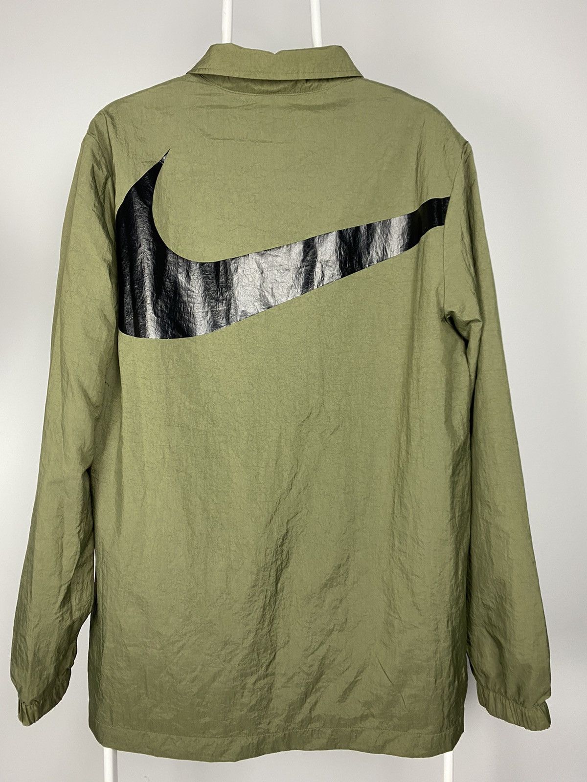 Nike Nike big swoosh olive nylon jacket Size US XL / EU 56 / 4 - 1 Thumbnail