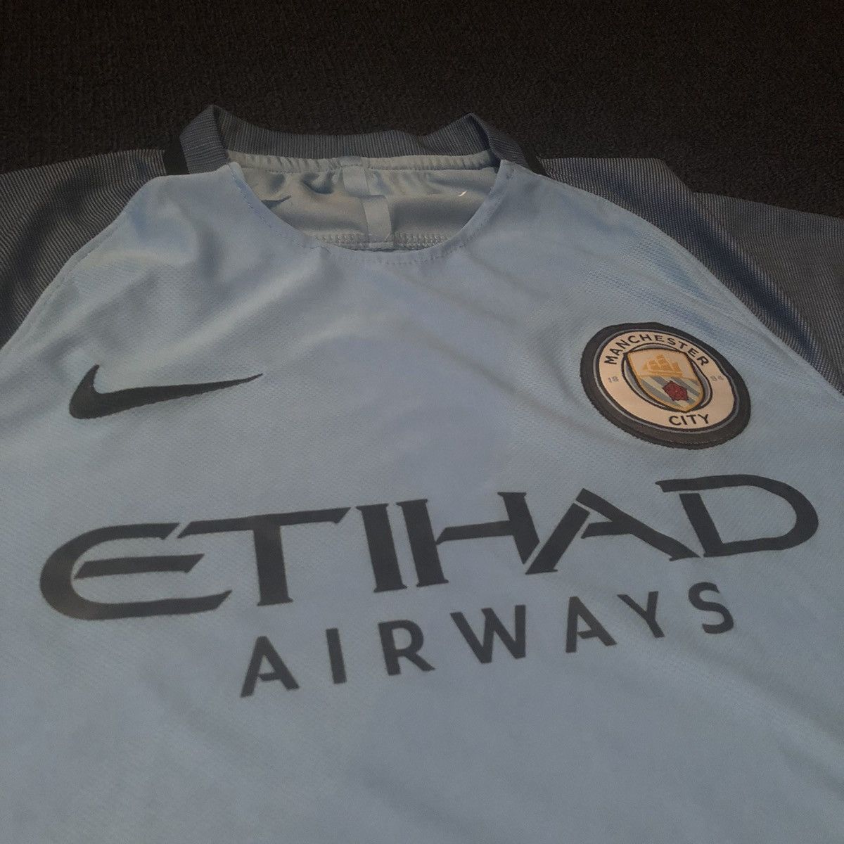 Nike Vintage Nike Manchester City Home Stadium Soccer Jersey 2016 Size US M / EU 48-50 / 2 - 5 Thumbnail