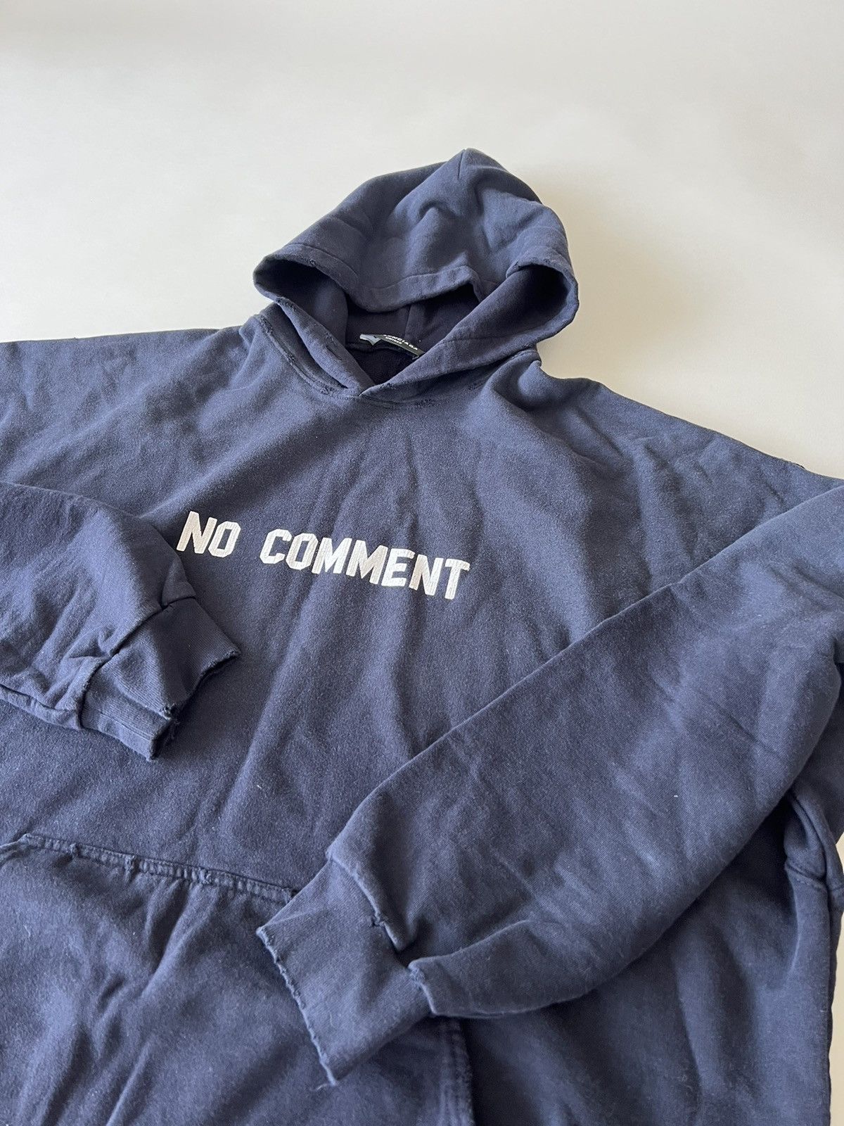 Balenciaga Balenciaga No Comment Hoodie Size US M / EU 48-50 / 2 - 7 Thumbnail