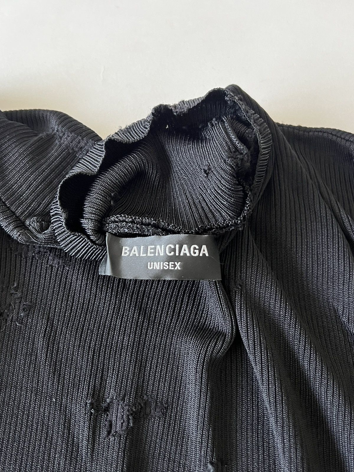Balenciaga 🔥$2.2K VALUE🔥 Balenciaga Destroyed Turtleneck Sweater Size US M / EU 48-50 / 2 - 8 Thumbnail