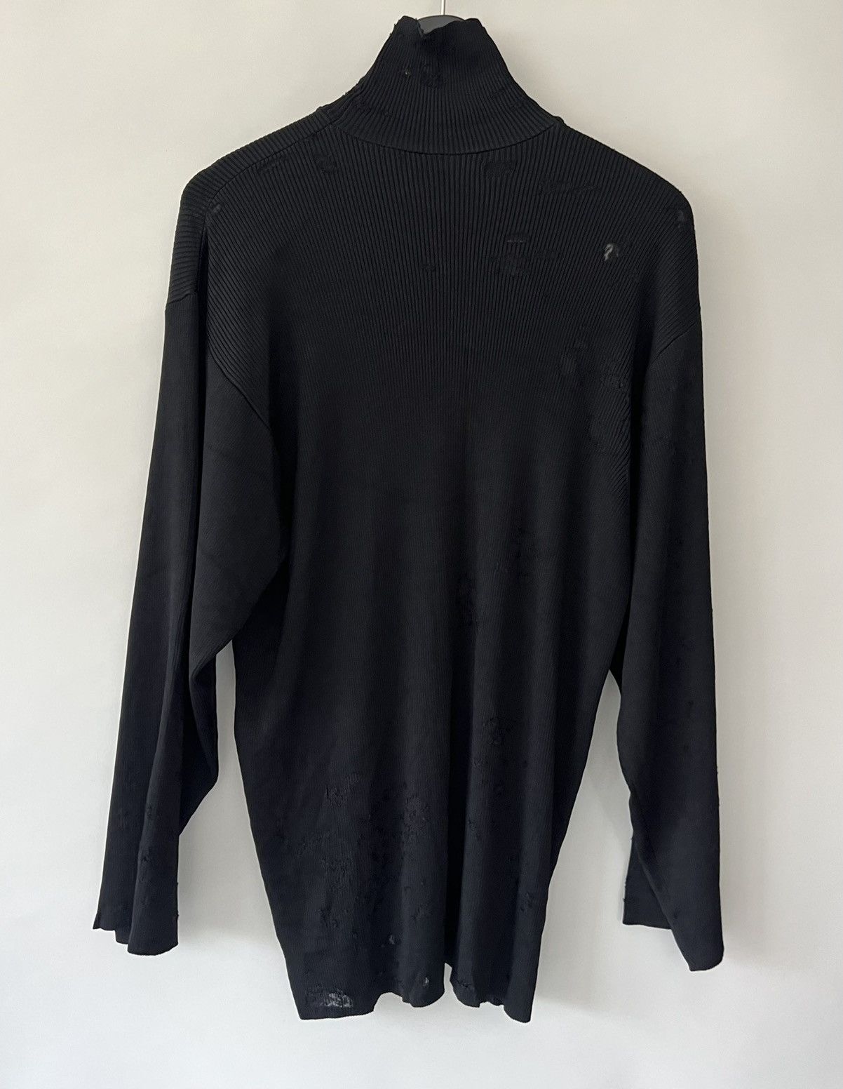 Balenciaga 🔥$2.2K VALUE🔥 Balenciaga Destroyed Turtleneck Sweater Size US M / EU 48-50 / 2 - 6 Thumbnail