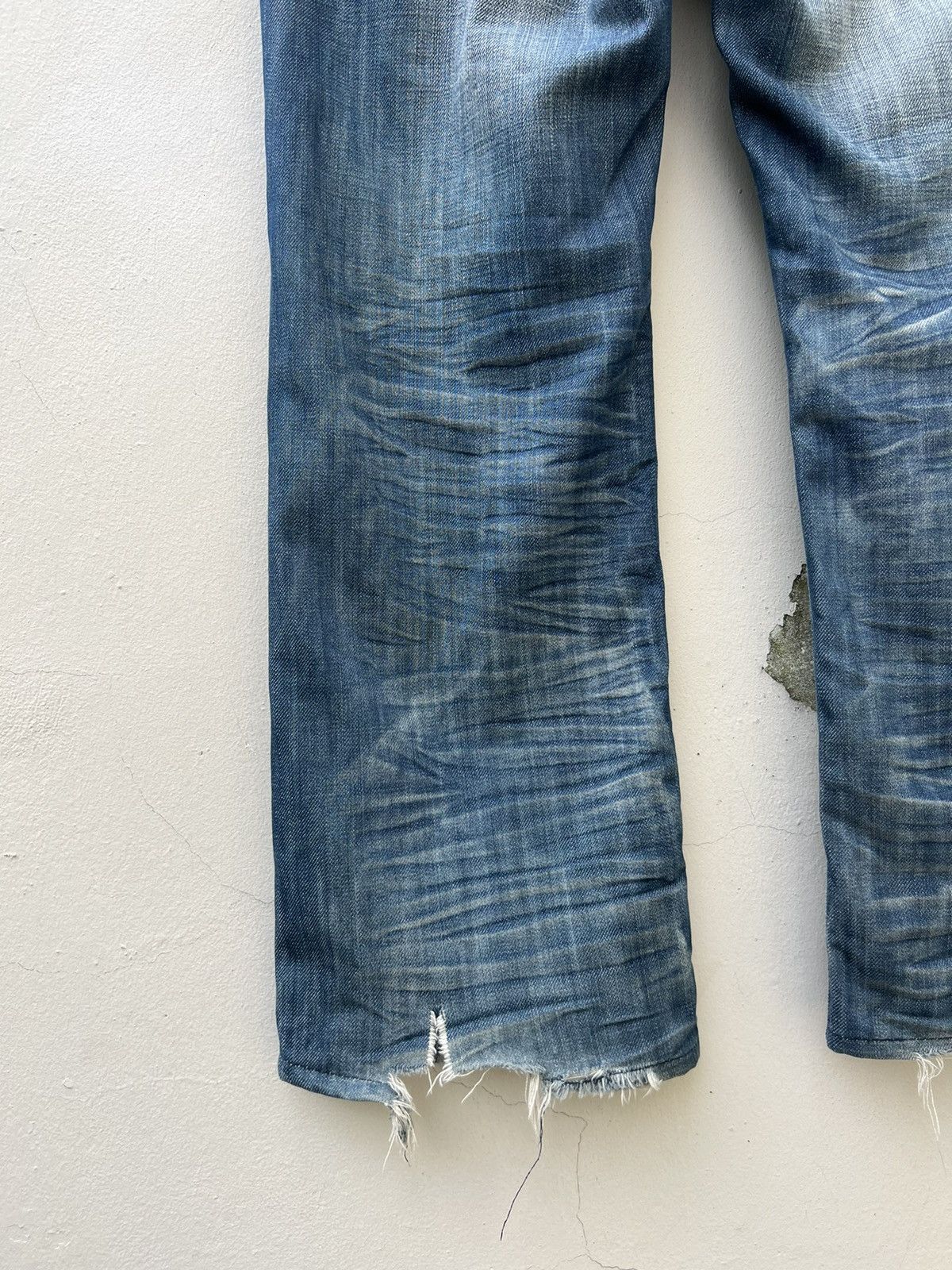 Robins Jeans Robin’s Jeans Distress Fade Blue Denim Wide Leg Jeans Size US 32 / EU 48 - 18 Thumbnail