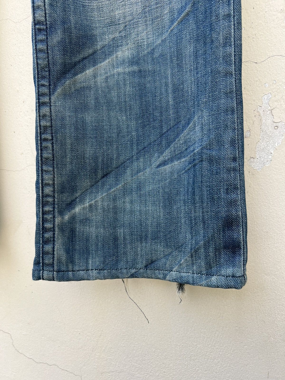 Robins Jeans Robin’s Jeans Distress Fade Blue Denim Wide Leg Jeans Size US 32 / EU 48 - 14 Thumbnail