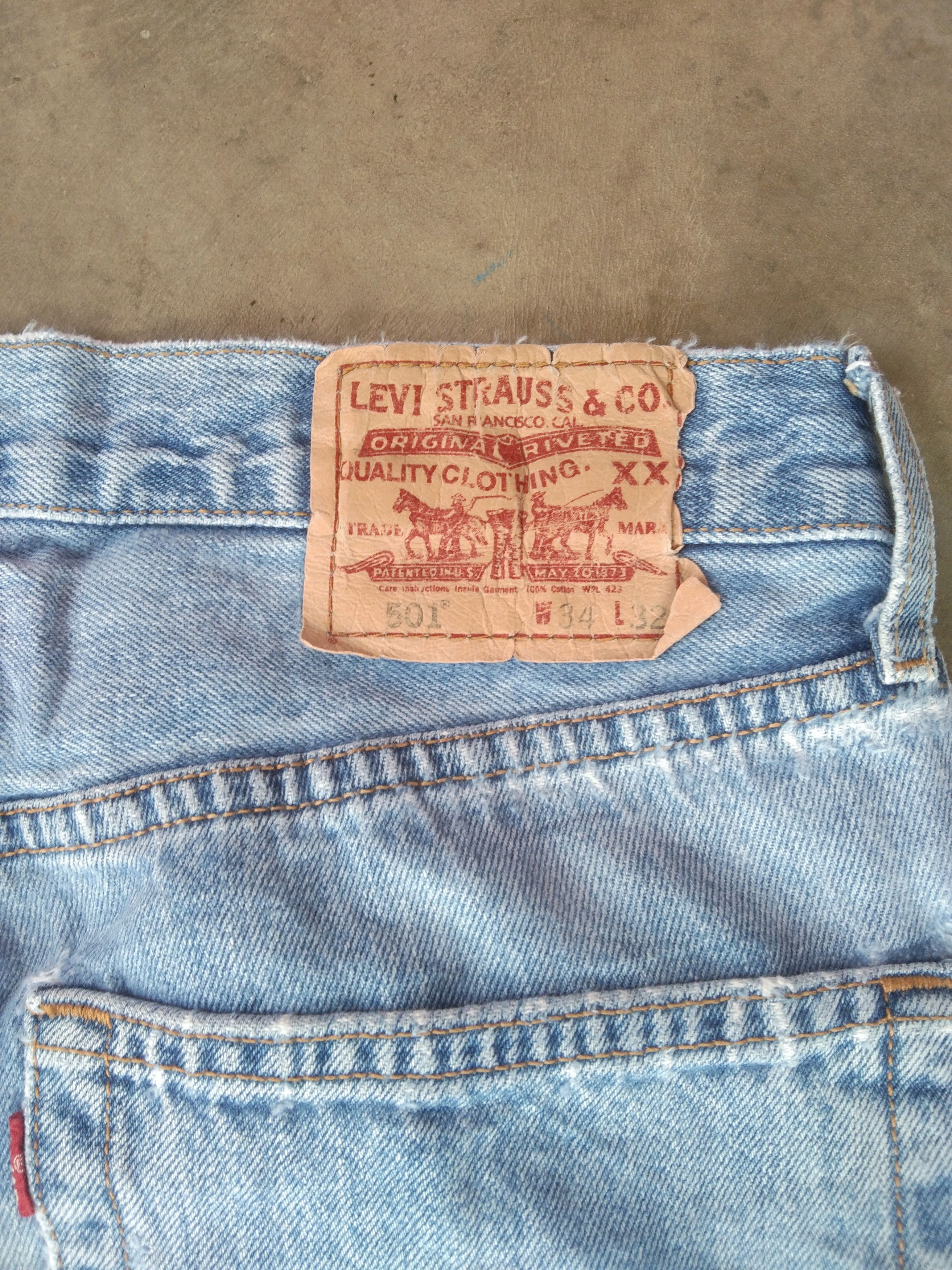 Levi's × Vintage Vintage Levis 501 Light Wash Distressed Jeans 34x31 Size US 34 / EU 50 - 5 Thumbnail