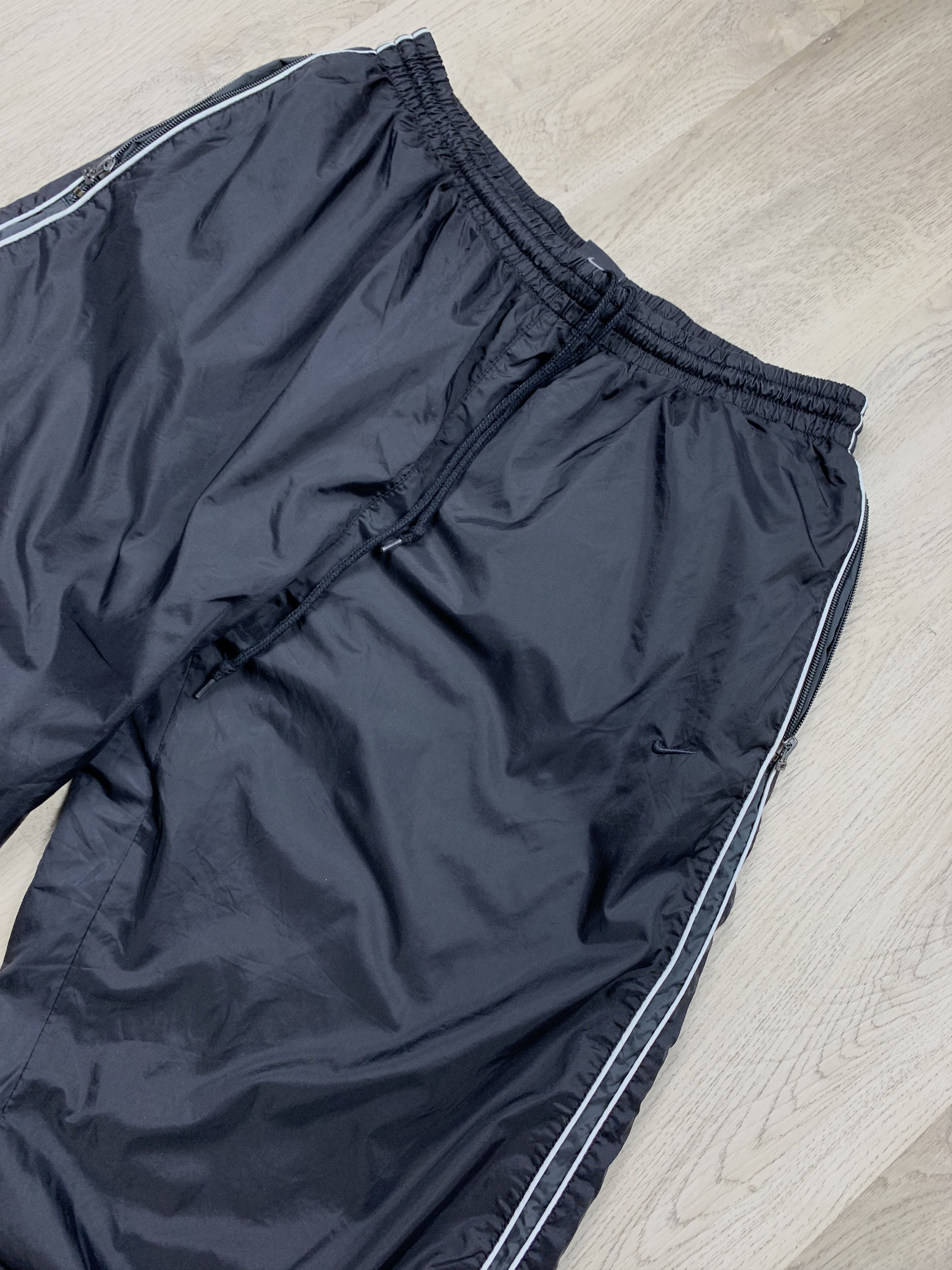 Nike × Vintage Nike Vintage Mens Nylon Pants Drill Y2K Size US 36 / EU 52 - 2 Thumbnail