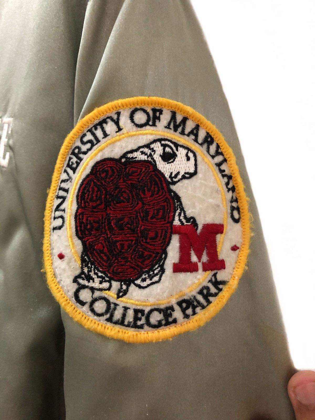 Vintage Vintage Varsity Full Patches U.s College Hooded Jacket Size US L / EU 52-54 / 3 - 10 Thumbnail