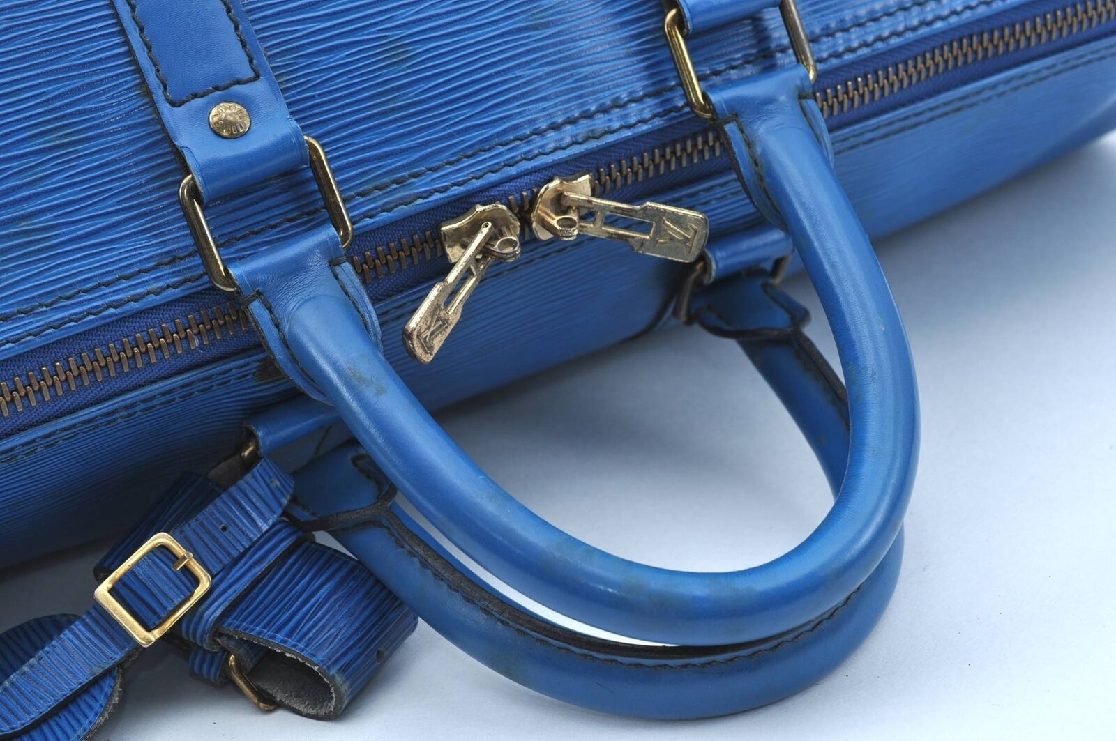 Louis Vuitton Keepall 45 Epi Duffle Bag Size ONE SIZE - 4 Thumbnail