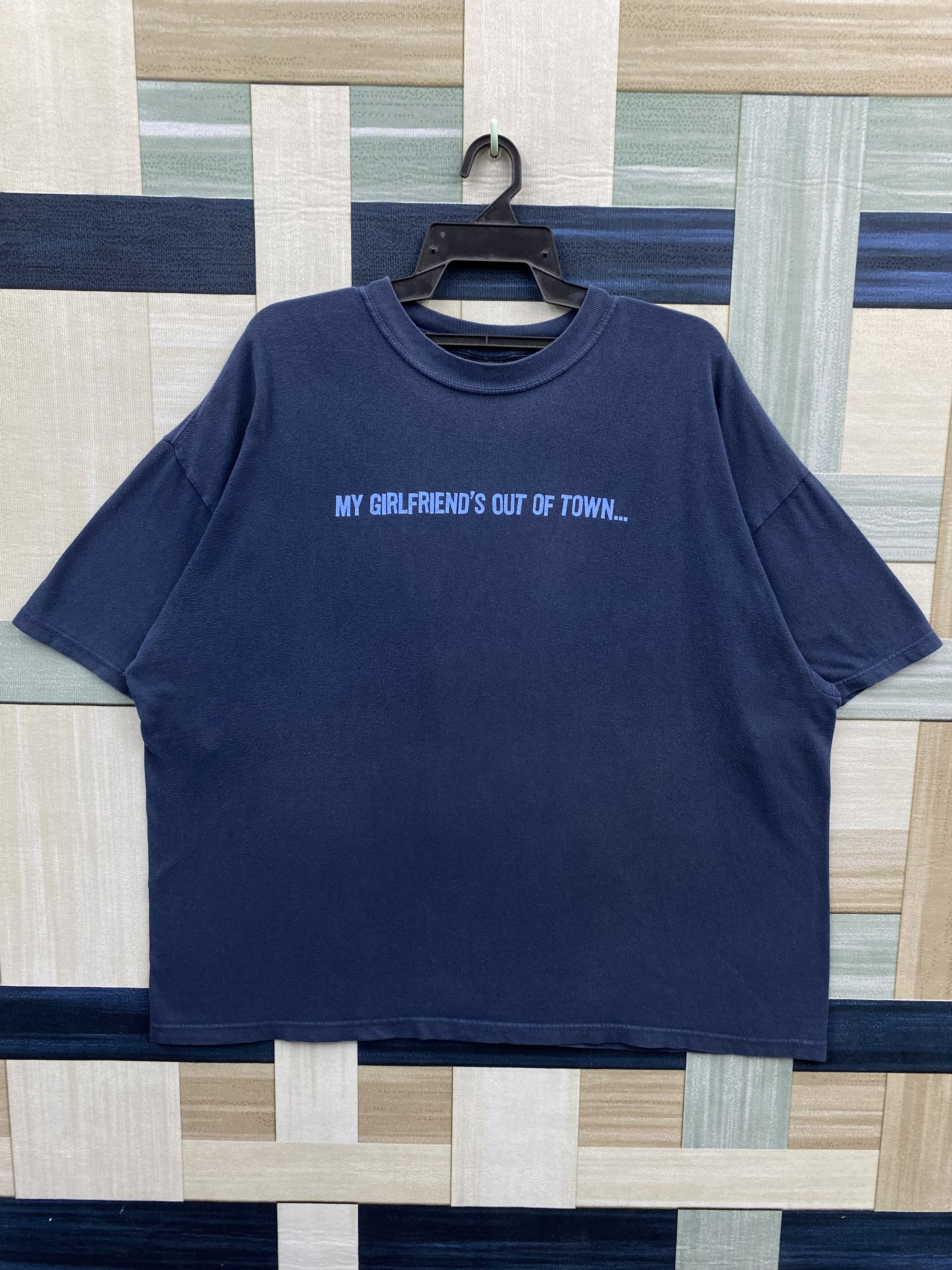 Vintage Vintage My Girlfriend Out Of Town Humor T-Shirt Size US XXL / EU 58 / 5 - 1 Thumbnail