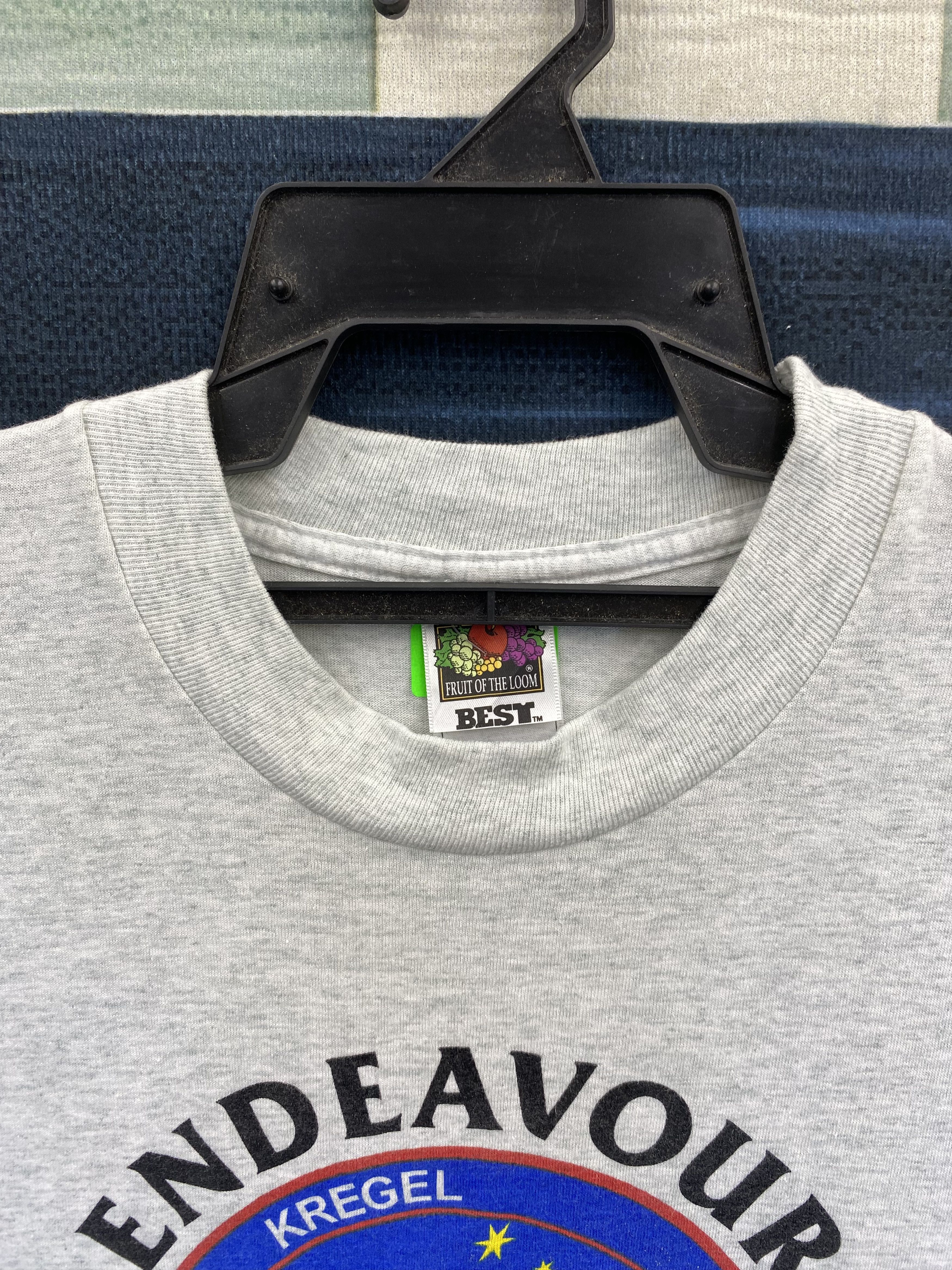NASA Vintage 90's Endeavour STS-99 Nasa T-Shirt Size US XL / EU 56 / 4 - 2 Thumbnail