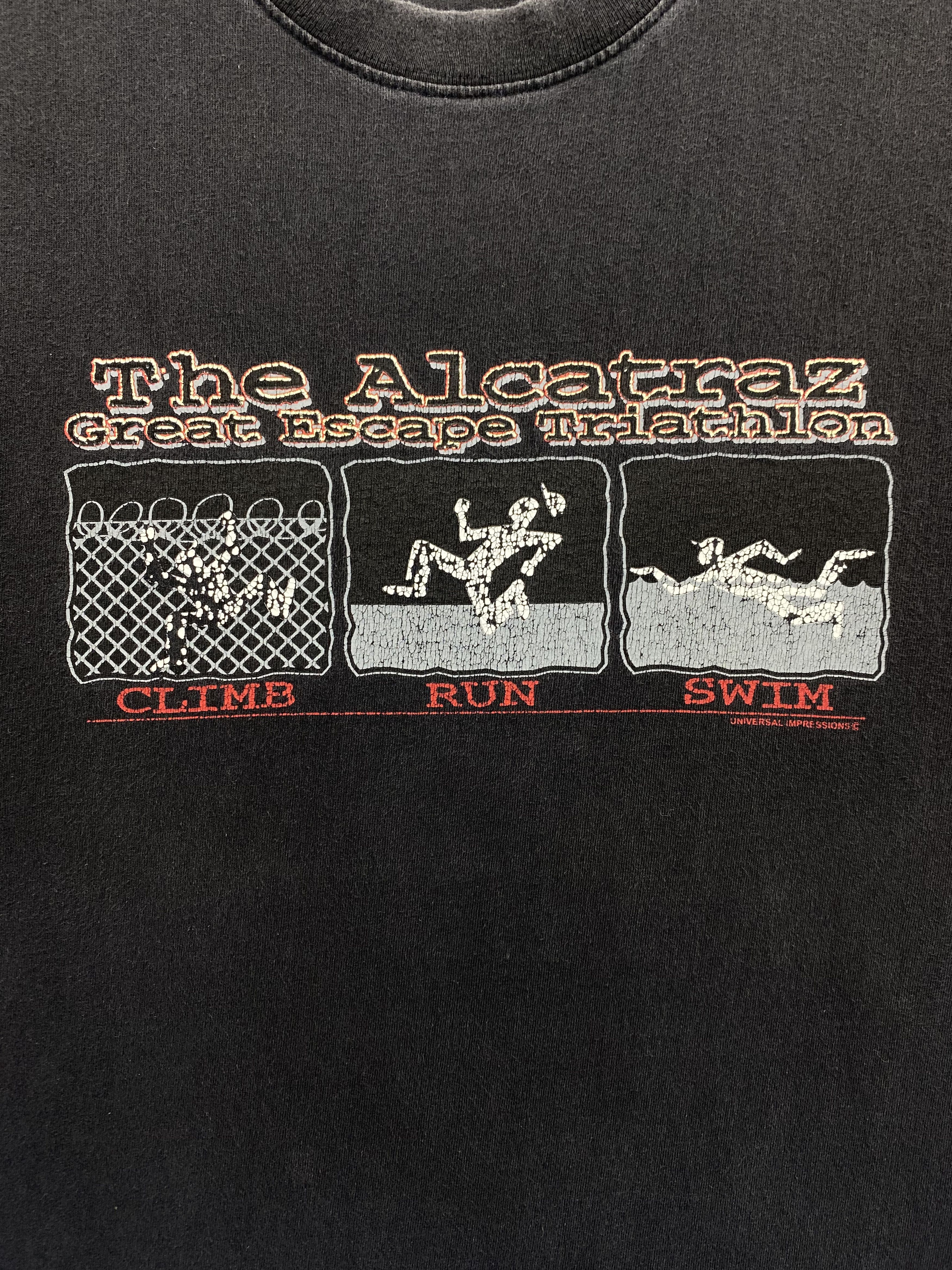 Vintage Vintage 90's The Alcatraz Great Escape Humor T-Shirt Size US L / EU 52-54 / 3 - 3 Thumbnail