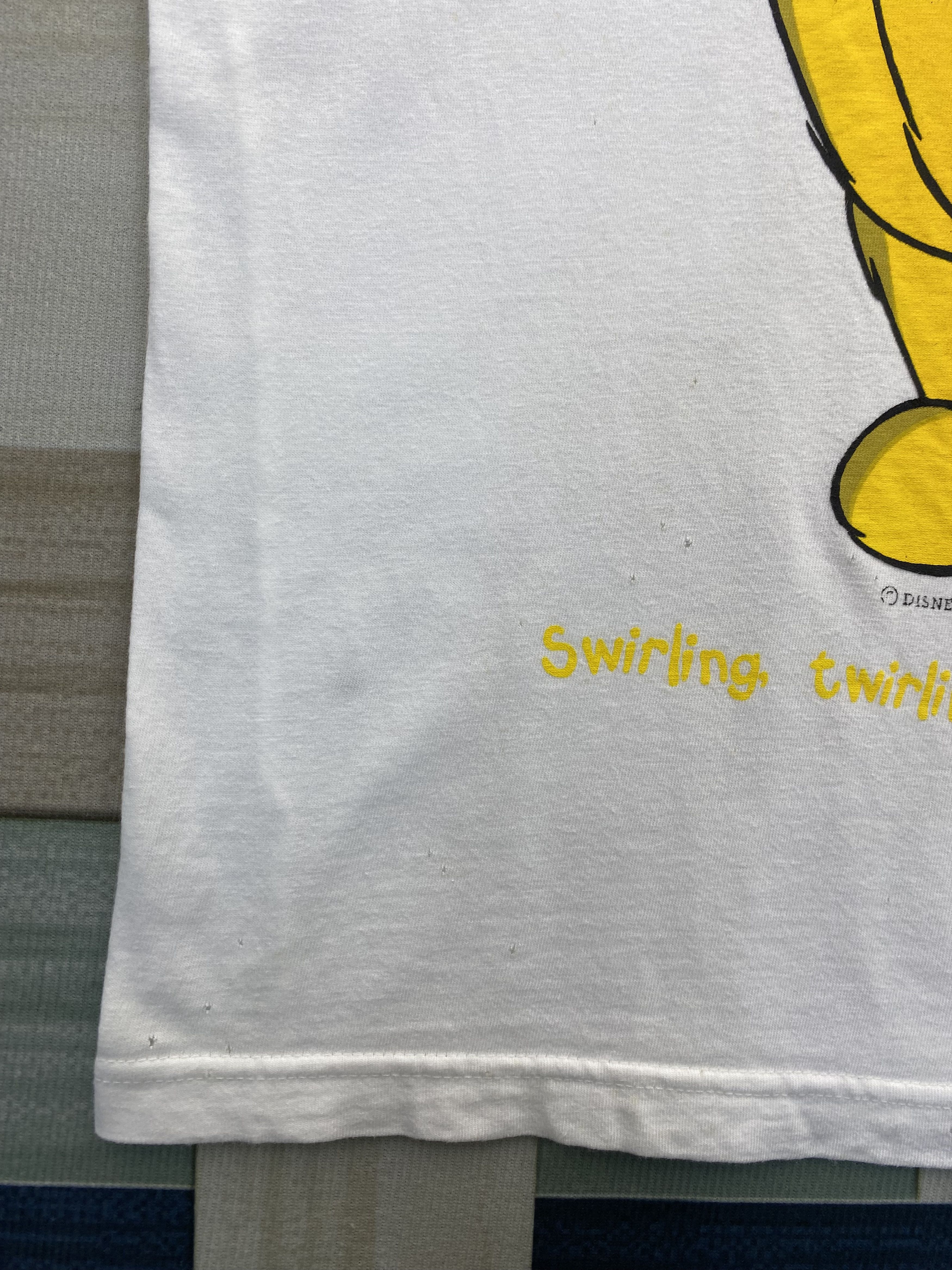 Disney × Vintage Vintage 90's Disney Pooh T-Shirt Size US S / EU 44-46 / 1 - 5 Thumbnail