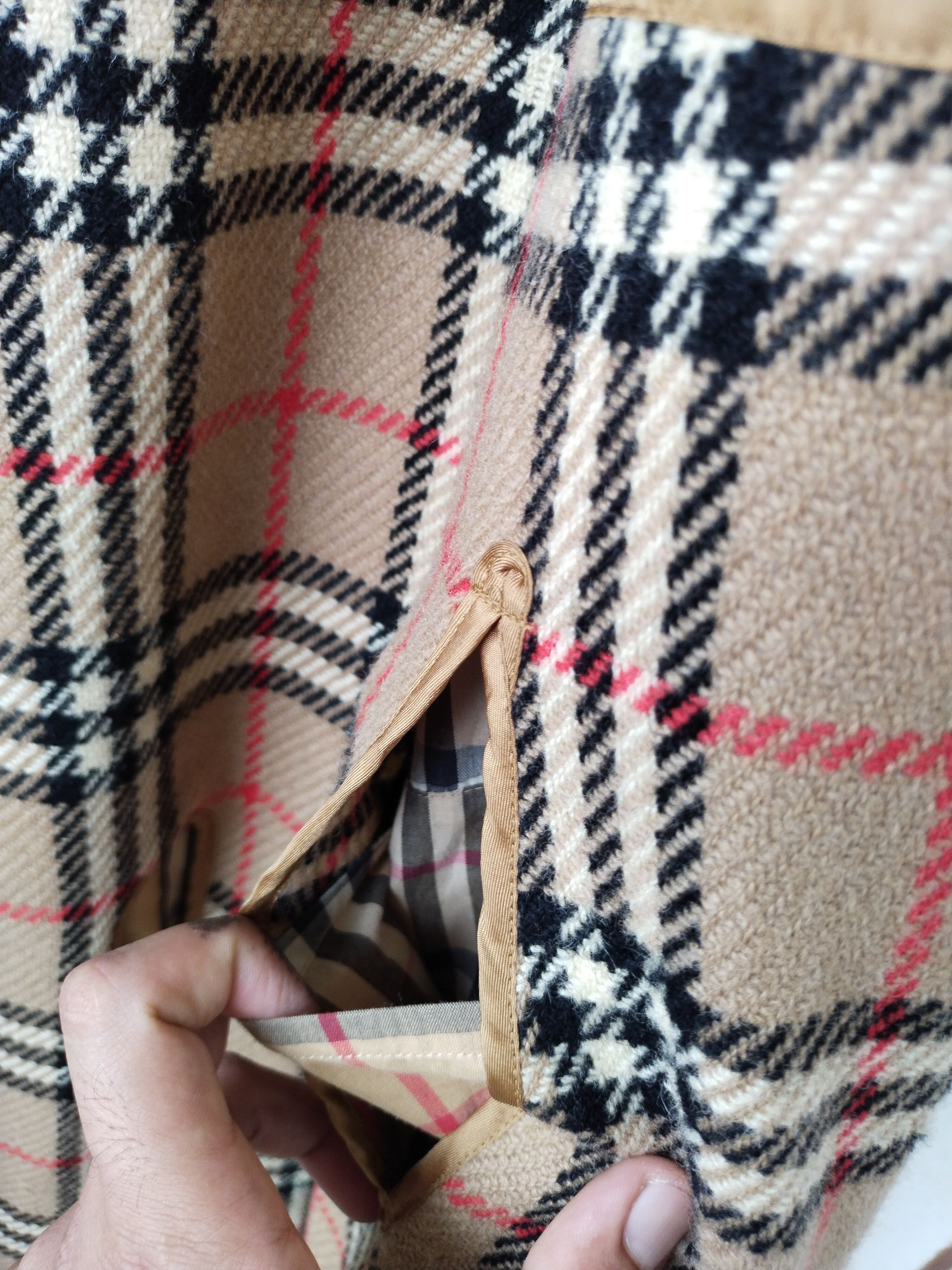 Burberry Vintage Burberry Trench Coat UNISEX Size L / US 10 / IT 46 - 16 Thumbnail