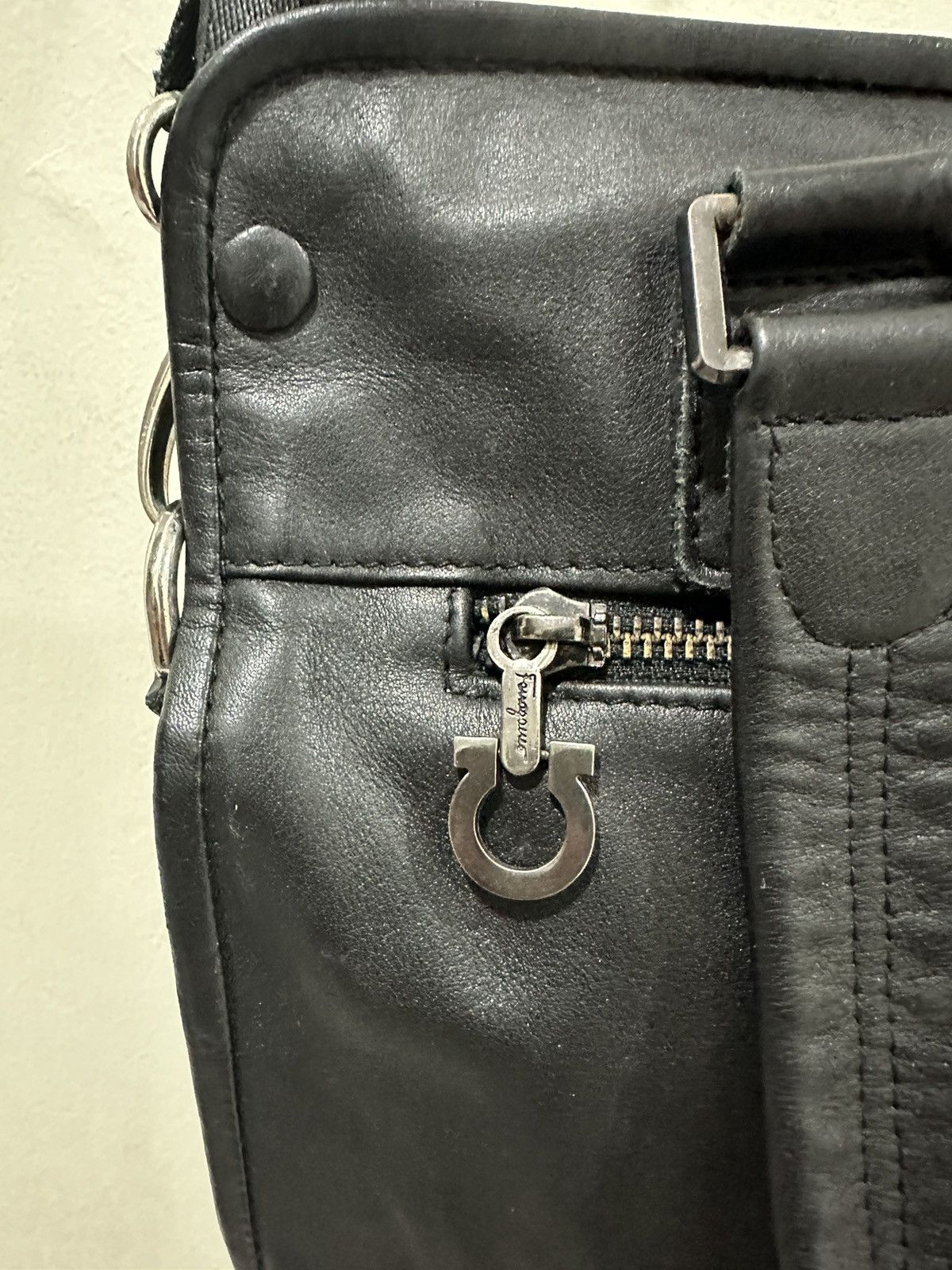 Salvatore Ferragamo VTG Salvatore Ferragamo Messenger+Sling Bag Size ONE SIZE - 2 Thumbnail