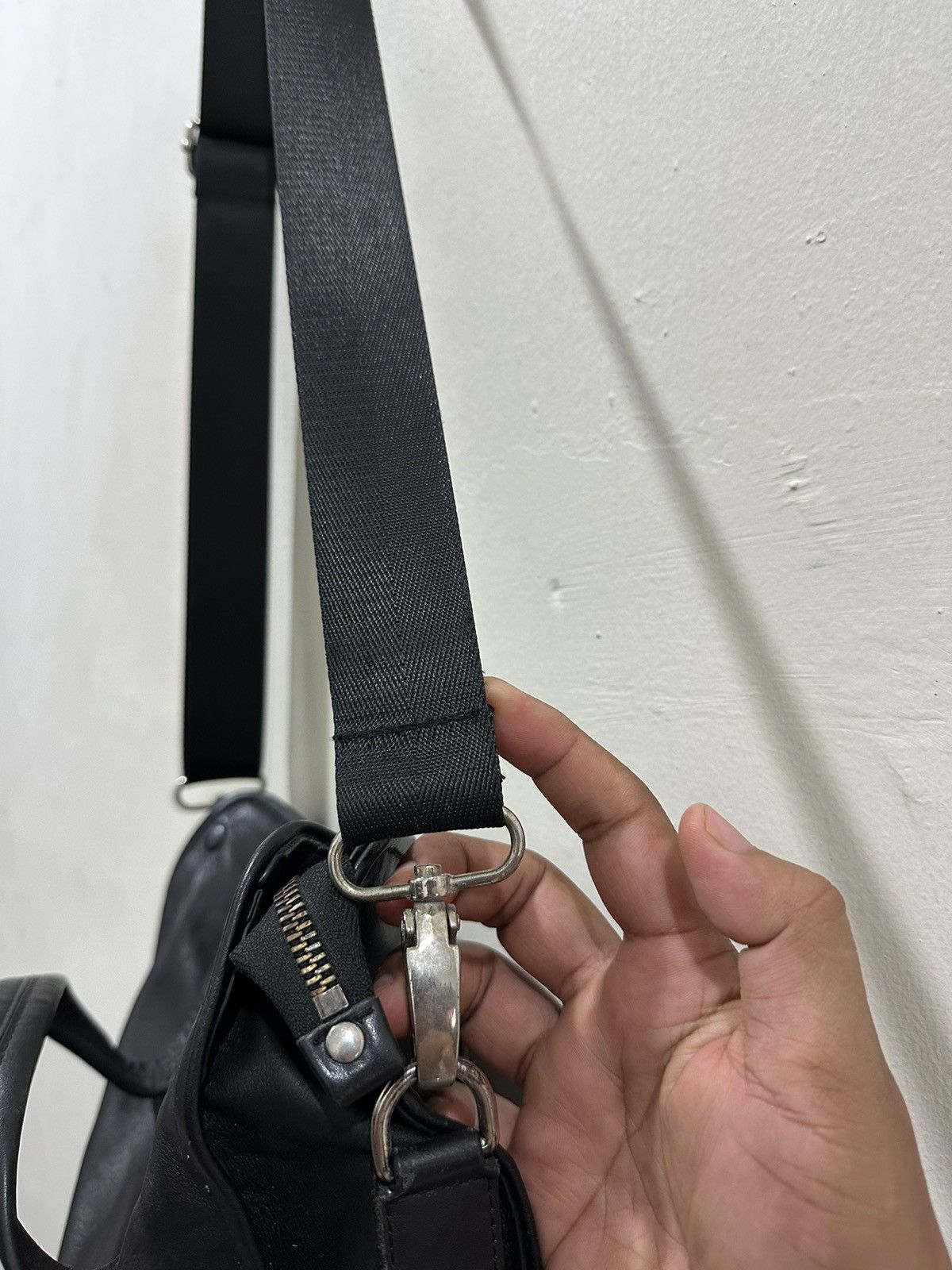 Salvatore Ferragamo VTG Salvatore Ferragamo Messenger+Sling Bag Size ONE SIZE - 11 Thumbnail