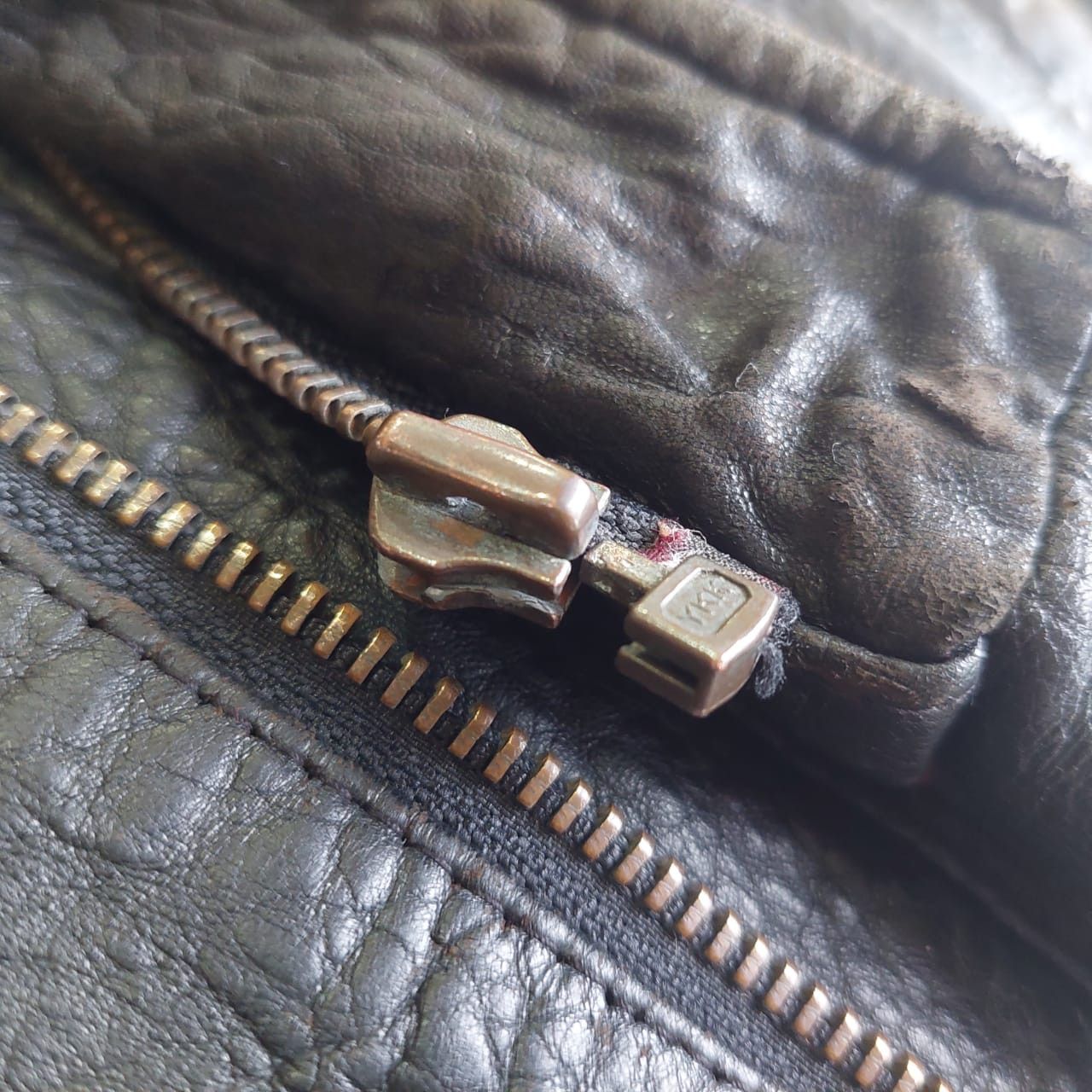Freewheelers × Genuine Leather × Vintage VINTAGE COWHIDE POLO CLUB SPELLOUT BOMBER LEATHER JACKET Size US M / EU 48-50 / 2 - 17 Thumbnail