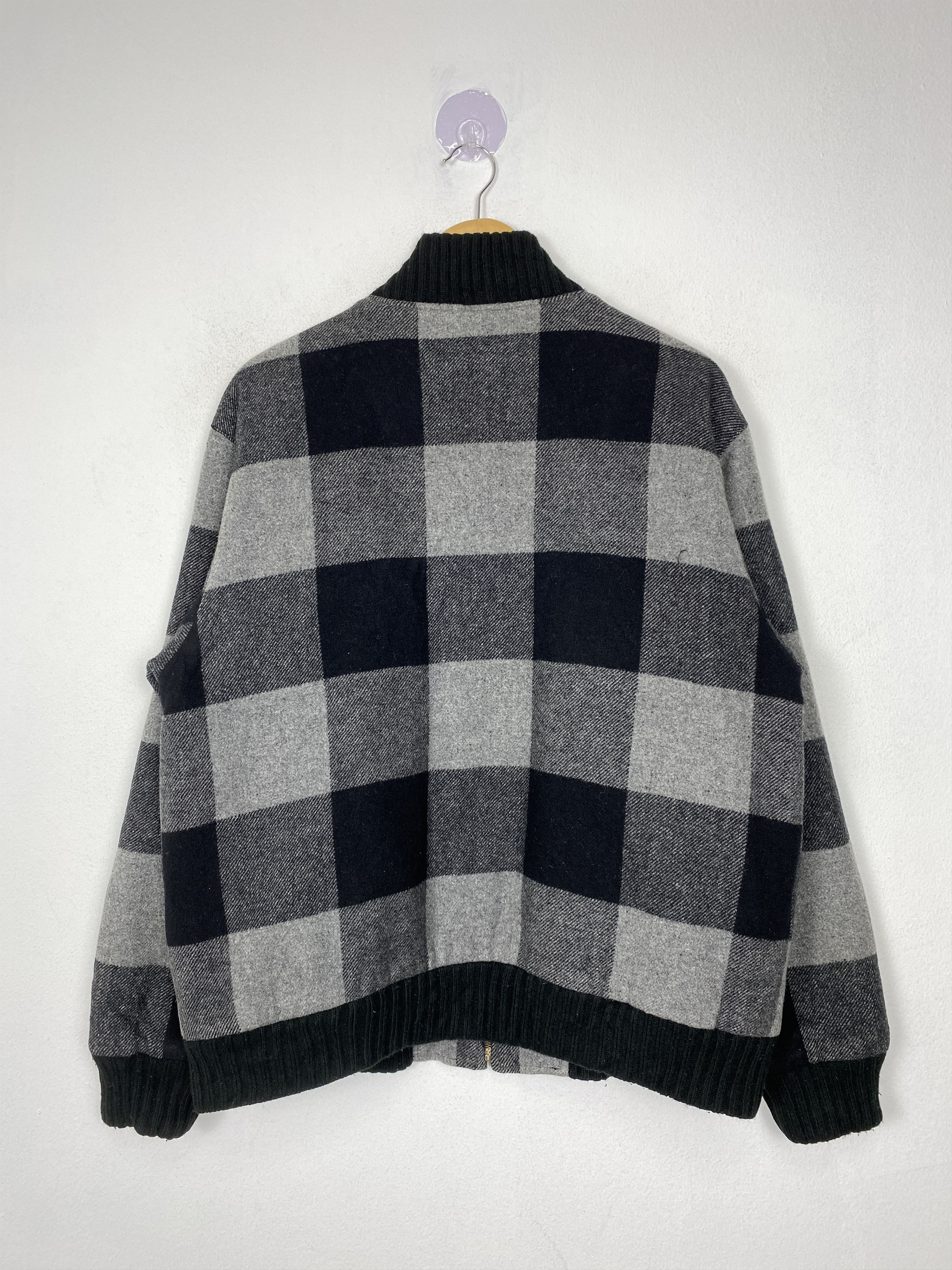 Japanese Brand Vintage Dog House Plaid Flannel Bomber Jacket - Size L Size US L / EU 52-54 / 3 - 5 Thumbnail