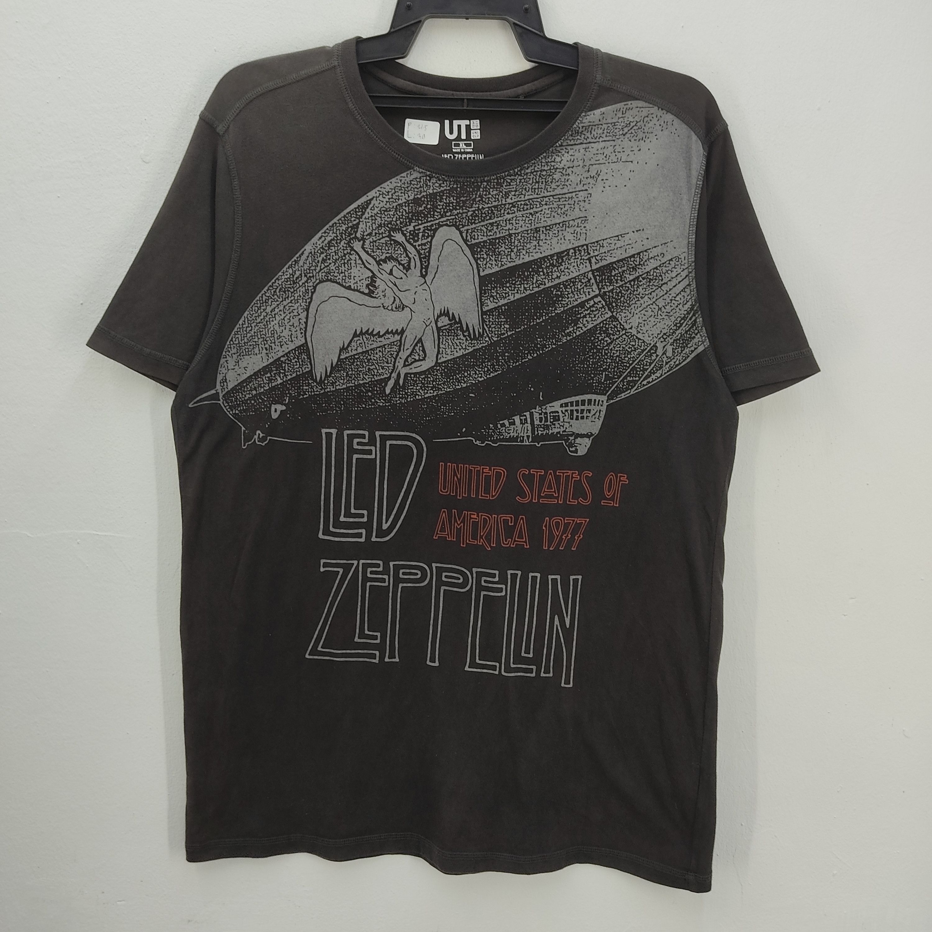 Band Tees × Uniqlo Led Zeppelin Tour 1977 Repro by Uniqlo T-Shirt Size US L / EU 52-54 / 3 - 1 Thumbnail