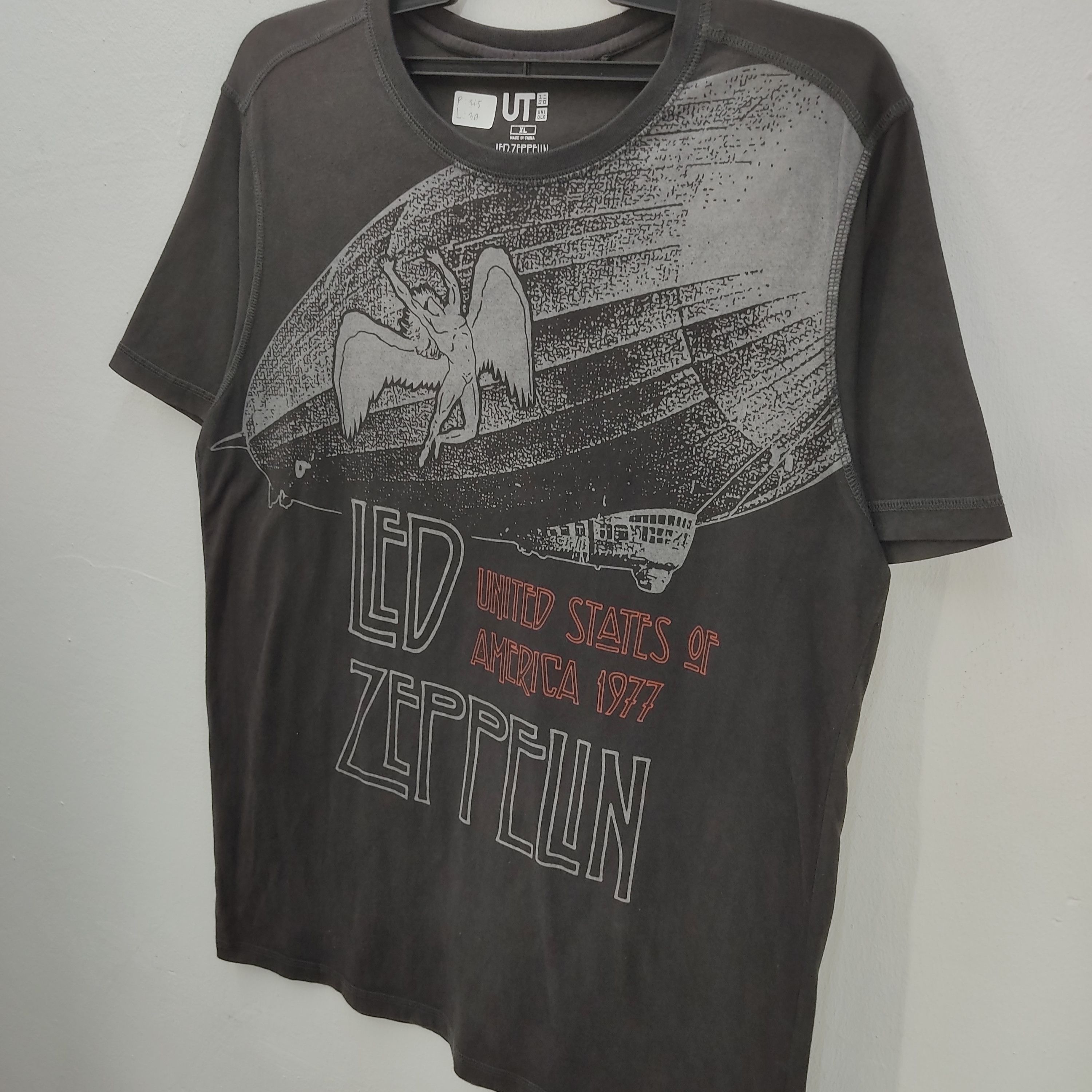 Band Tees × Uniqlo Led Zeppelin Tour 1977 Repro by Uniqlo T-Shirt Size US L / EU 52-54 / 3 - 2 Thumbnail