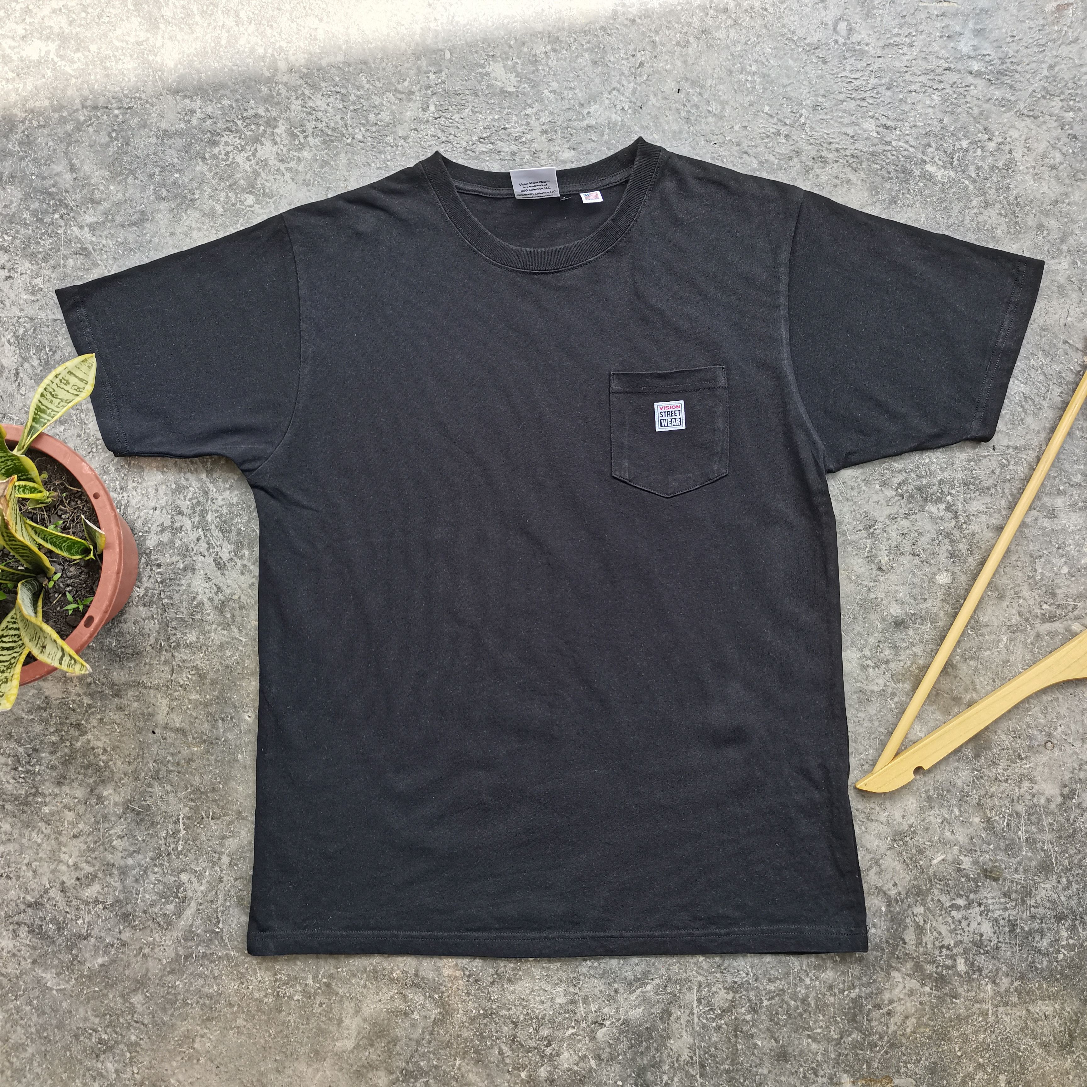 Flash Sale⚡Vintage VISION STREET WEAR Blank Tee