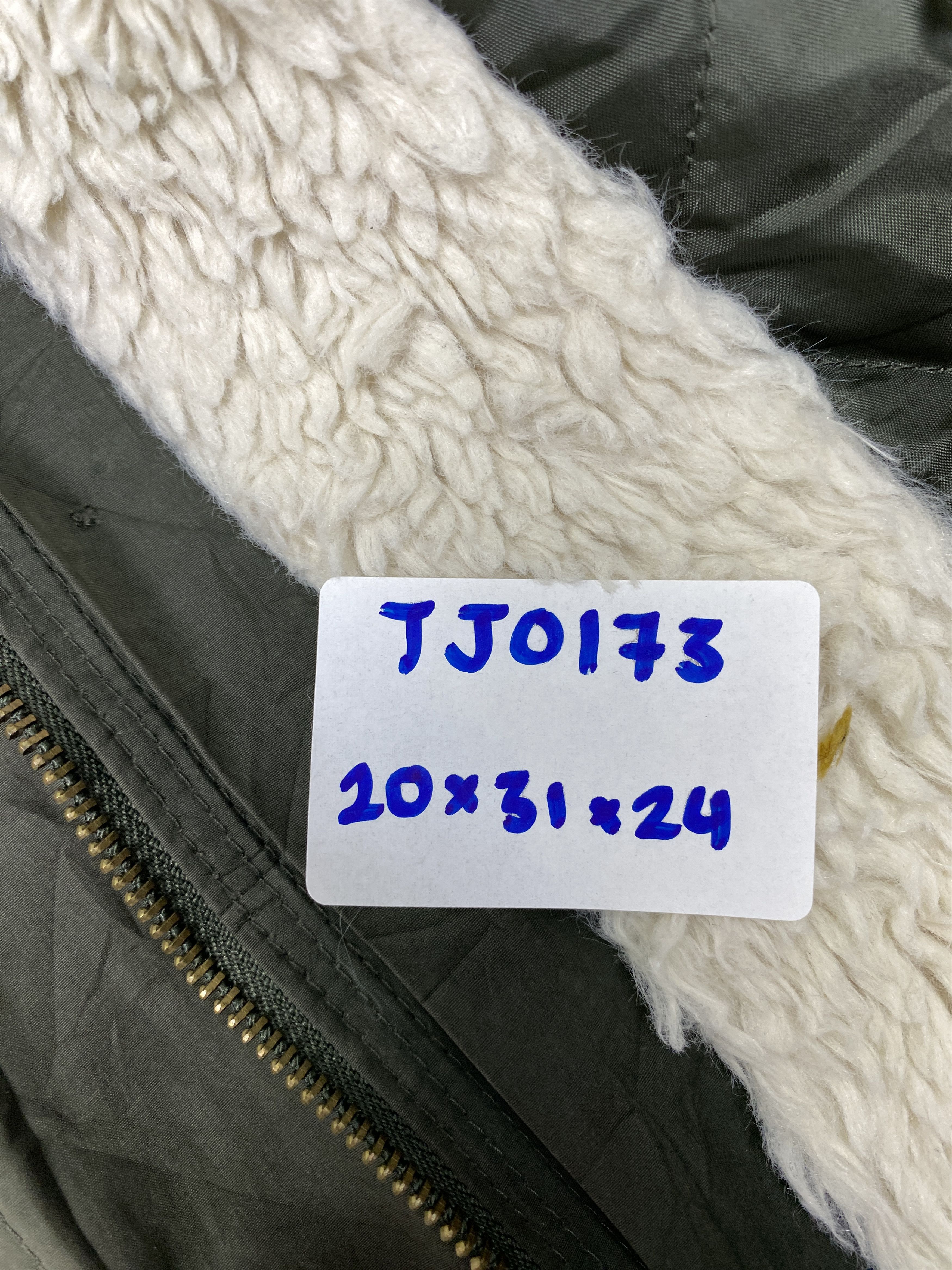 Mango Vintage Mango Sherpa Hoodie Quilted Lining Parka Jacket Size US S / EU 44-46 / 1 - 12 Thumbnail