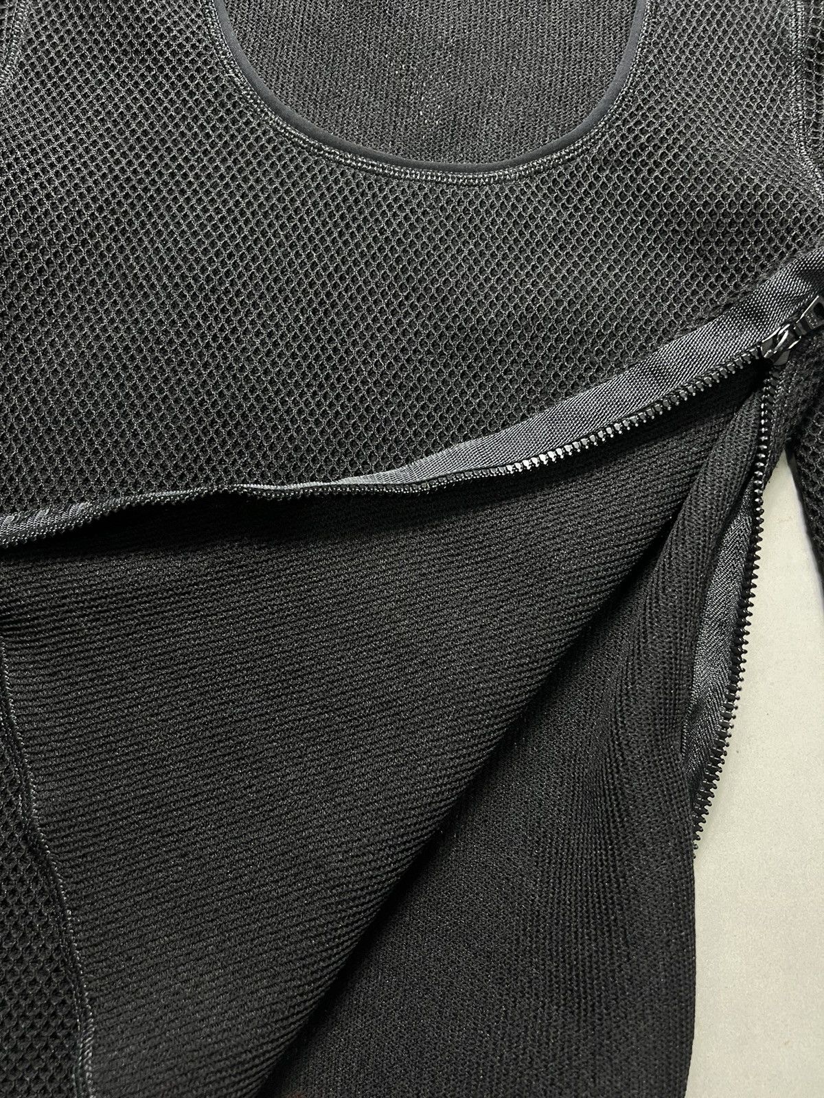 Prada Prada - Archive Mesh/Net Side Zip Size M / US 6-8 / IT 42-44 - 8 Thumbnail