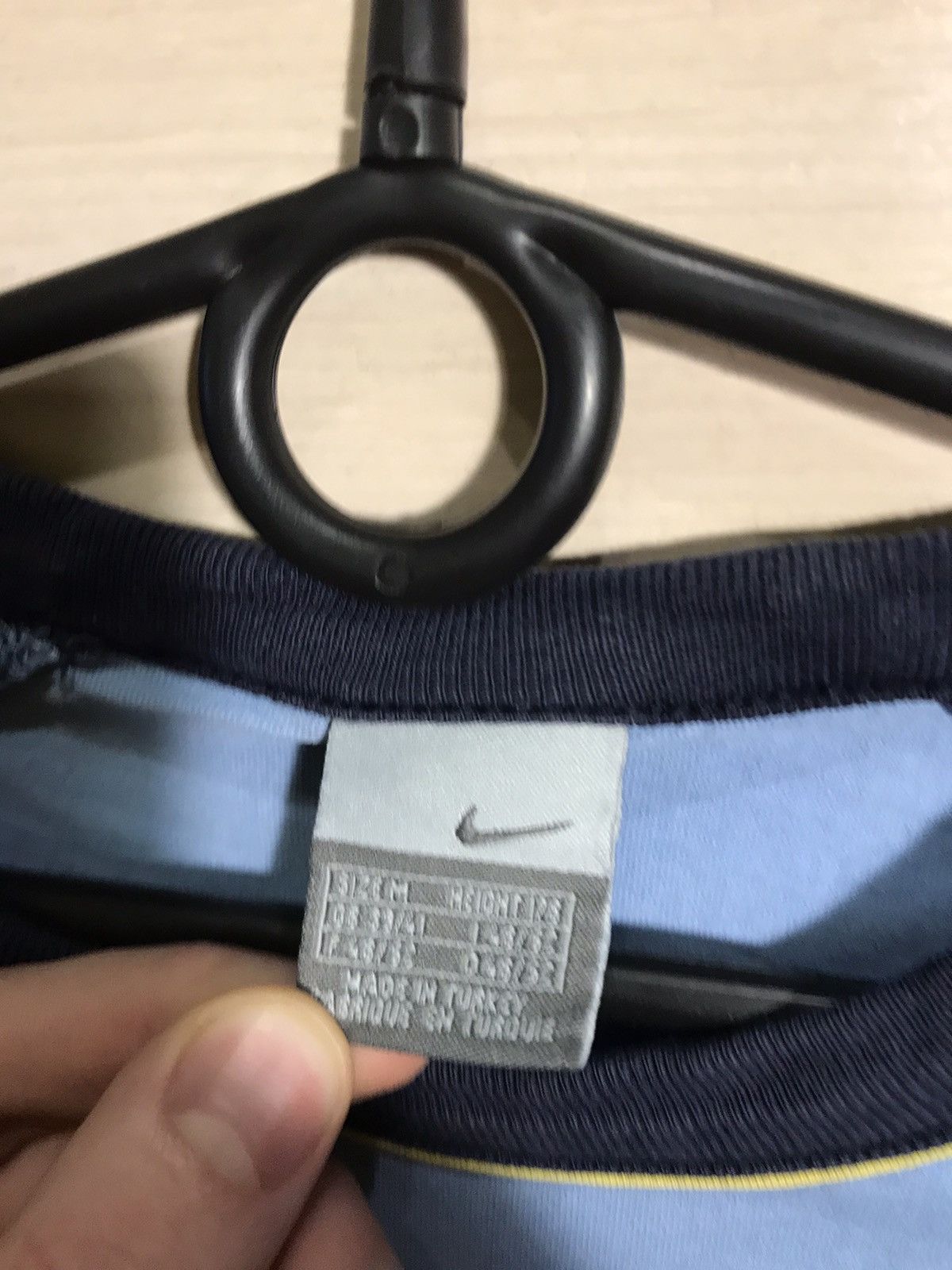 Nike Vintage Nike streetwear big logo tee Size US M / EU 48-50 / 2 - 5 Thumbnail