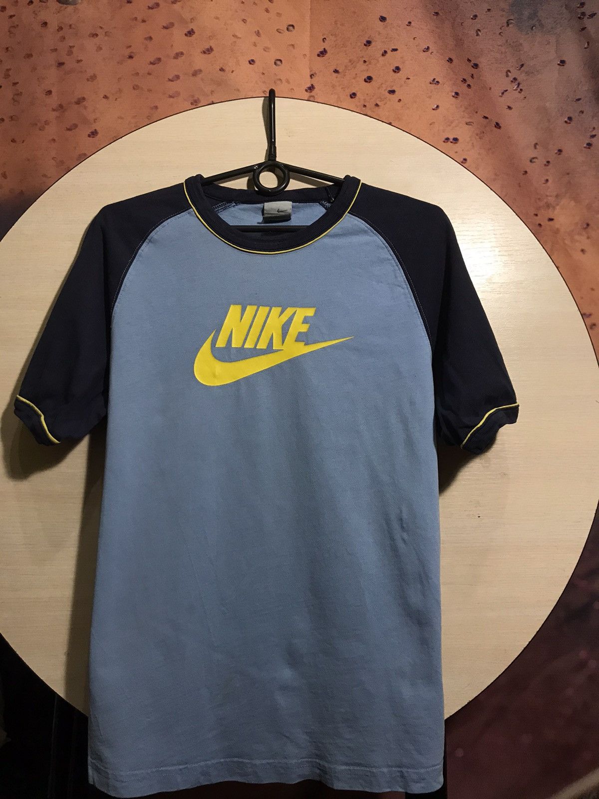 Nike Vintage Nike streetwear big logo tee Size US M / EU 48-50 / 2 - 2 Thumbnail