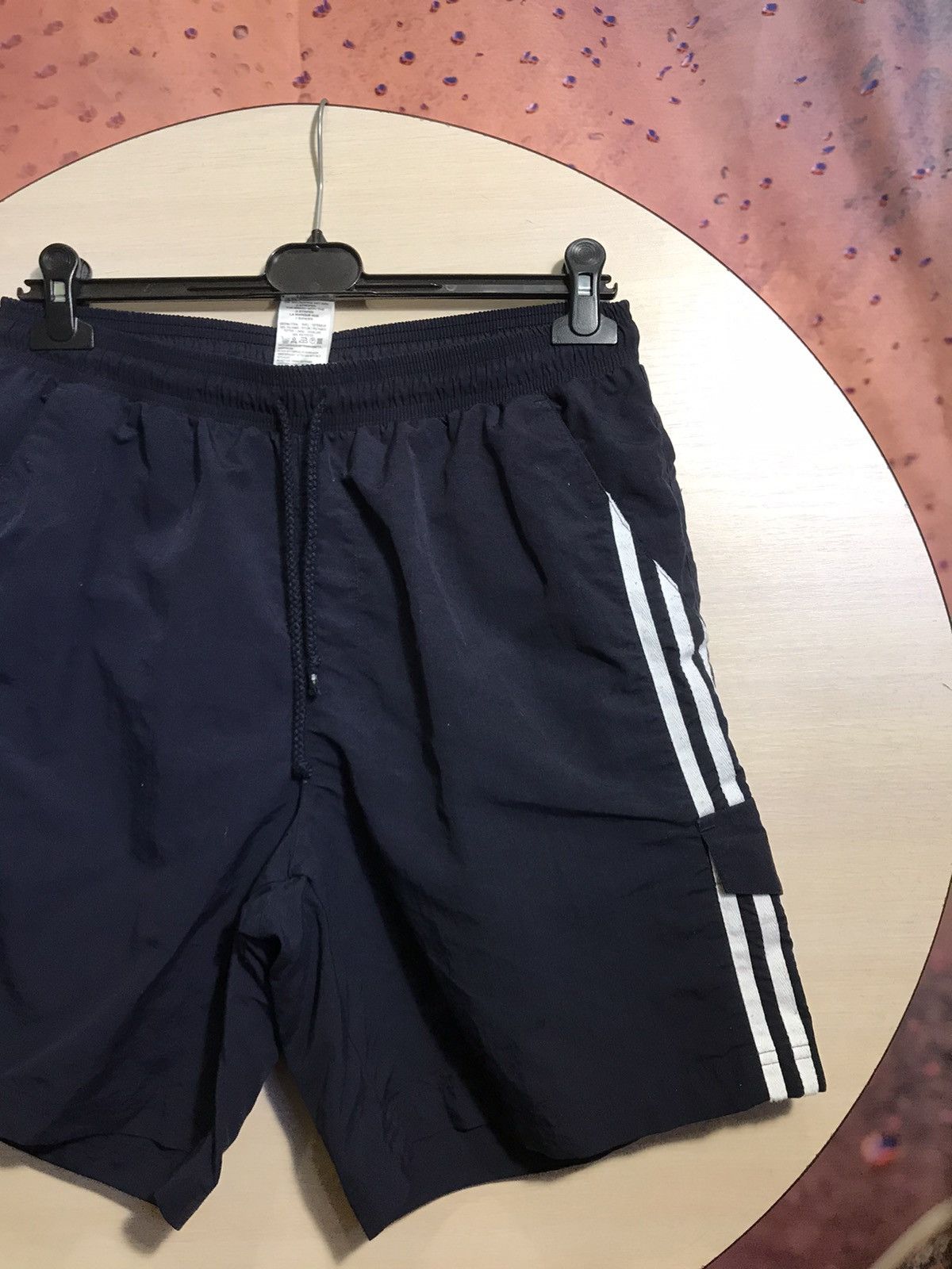 Adidas Vintage Adidas streetwear shorts Size US 32 / EU 48 - 1 Thumbnail