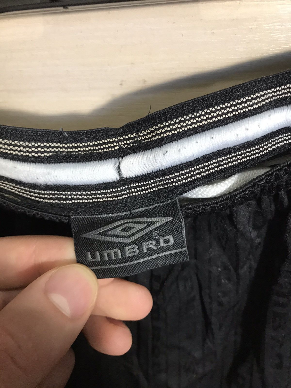 Umbro × Vintage Vintage Umbro 90s streetwear monogram shorts Size US 34 / EU 50 - 4 Thumbnail