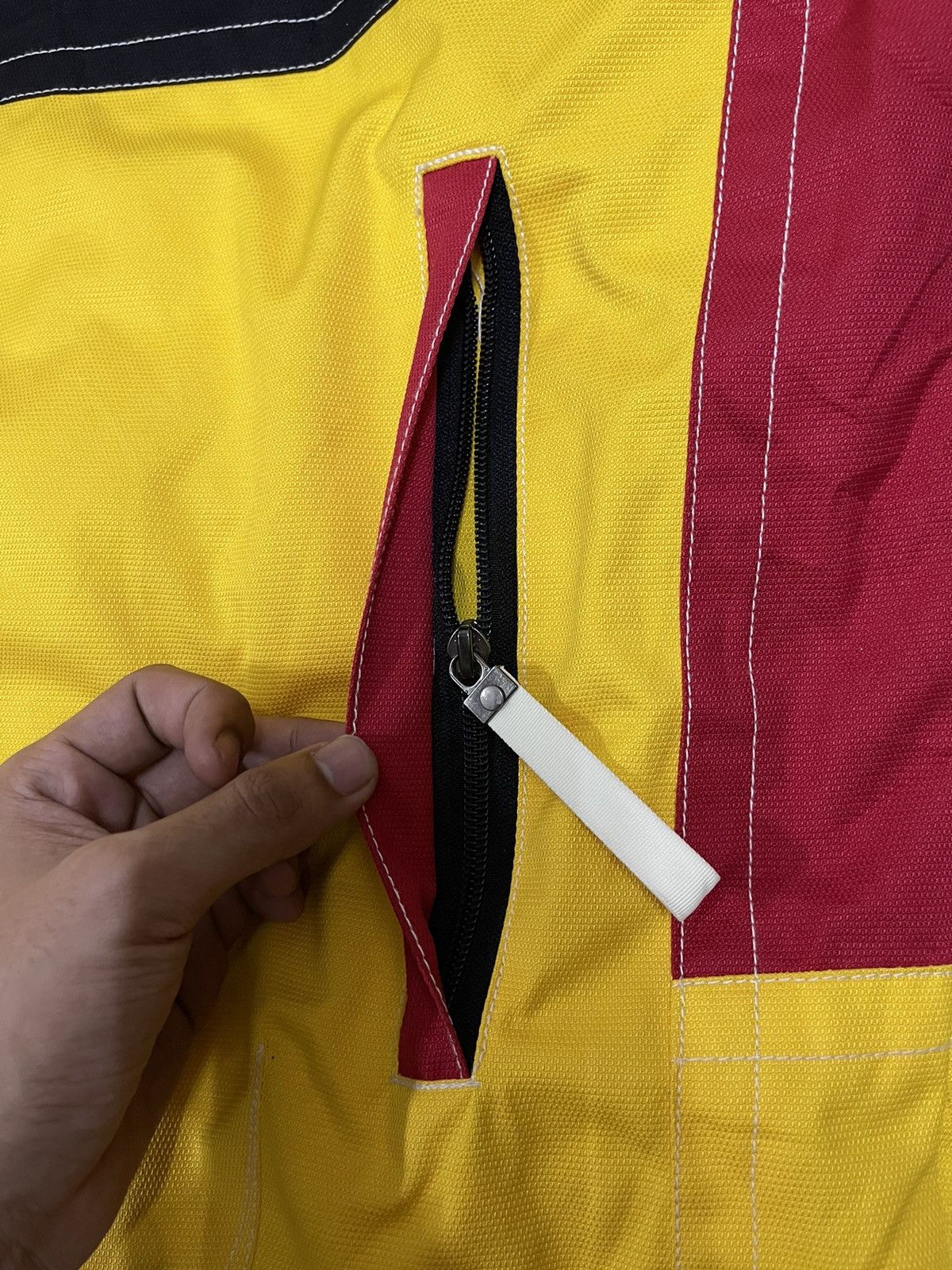 Japanese Brand 🔥Rare🔥 Vintage Multicolour Mistral Ski Jacket Big Logo Size US XL / EU 56 / 4 - 17 Thumbnail