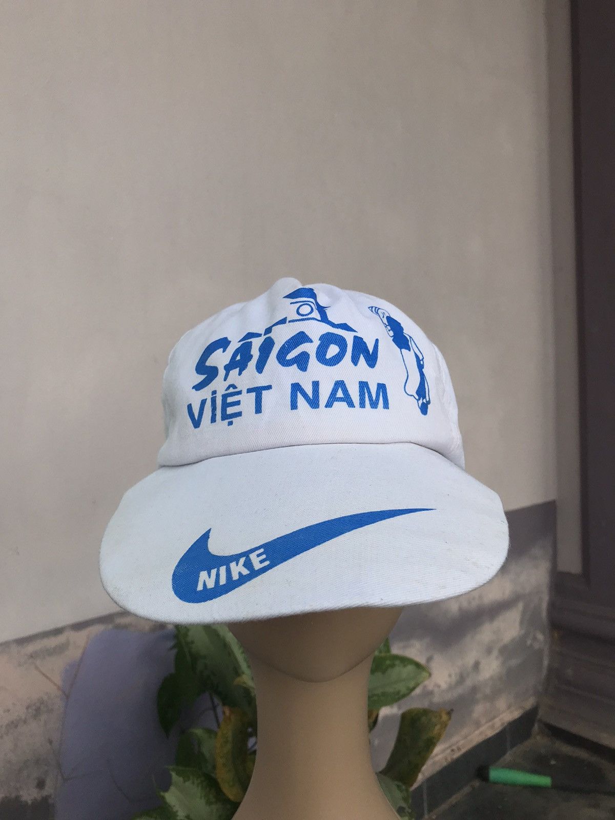 Nike Vintage Nike Vietnam Saigon Distressed Cap Size ONE SIZE - 1 Thumbnail