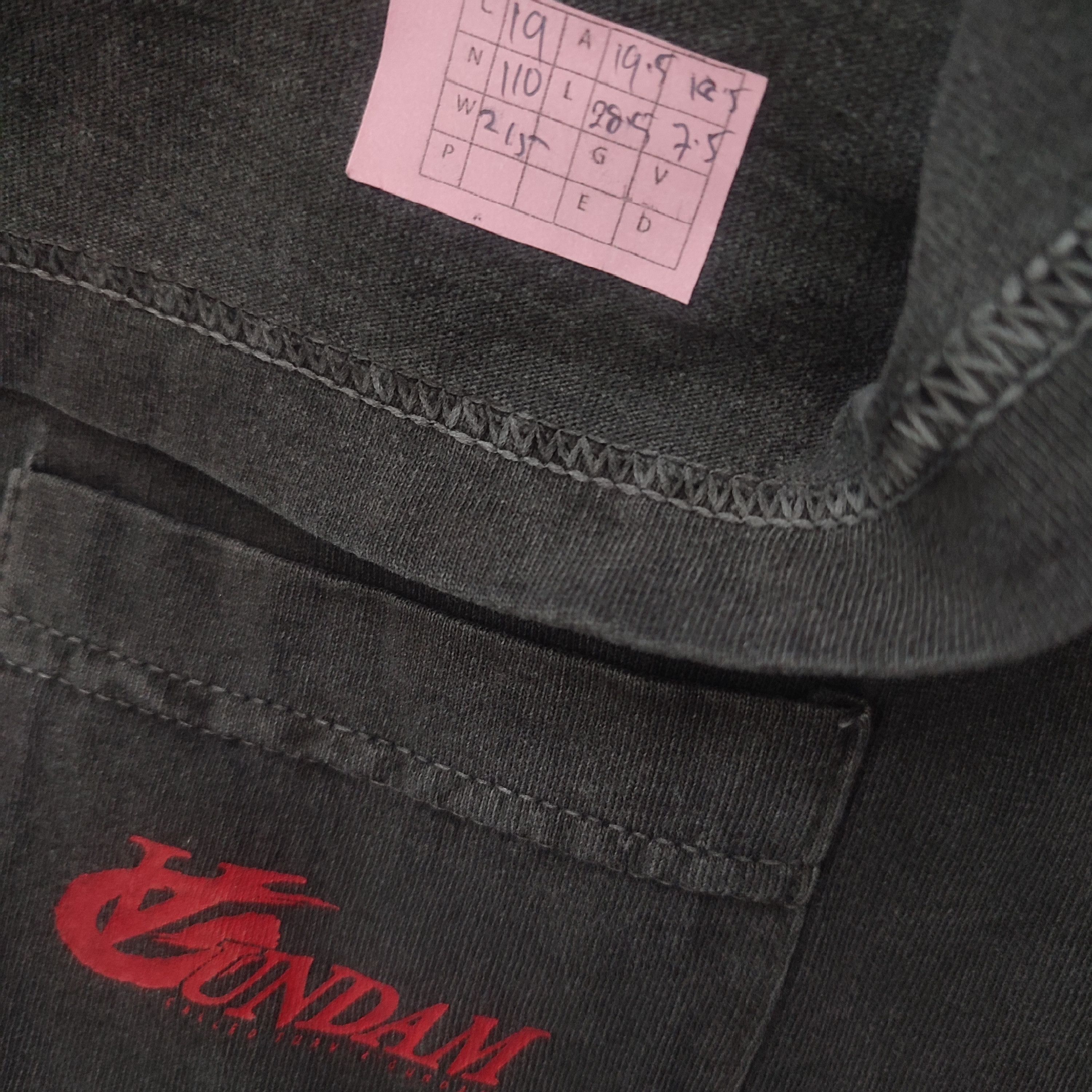 Anime × Japanese Brand × Vintage GUNDAM Japanese Anime Robot Cartoon Vintage Tshirt Size US M / EU 48-50 / 2 - 6 Thumbnail