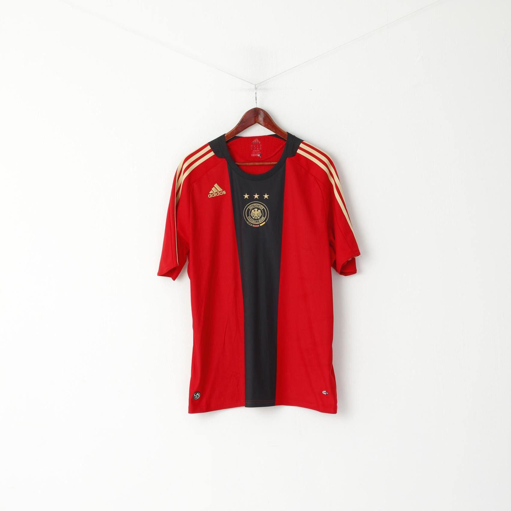 Adidas Adidas Men XL Shirt Red Deutscher Fussball Bund 4910 Size US XL / EU 56 / 4 - 2 Thumbnail