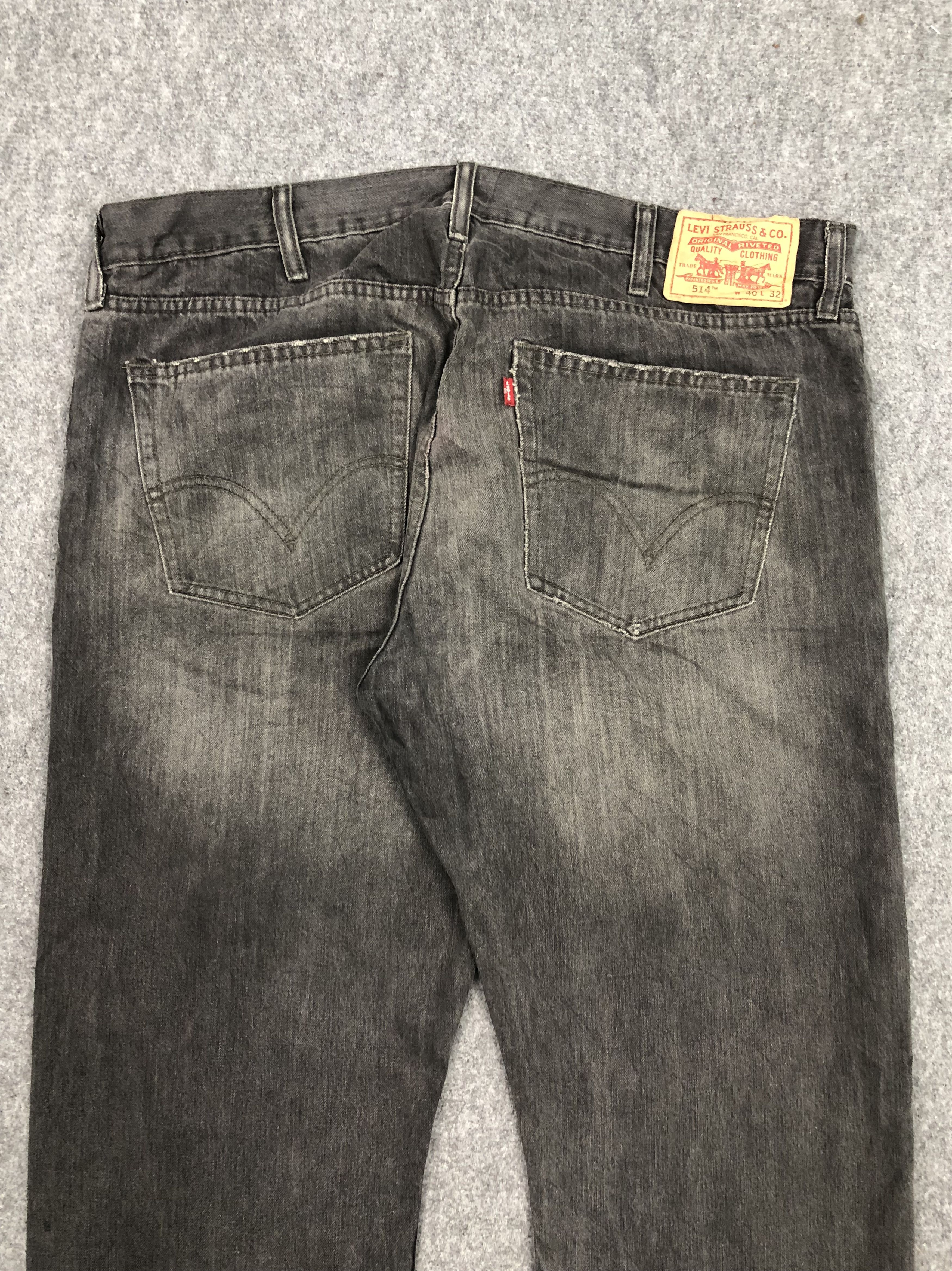 Vintage Levis 514 Slim Straight Faded Black Jeans DP0280