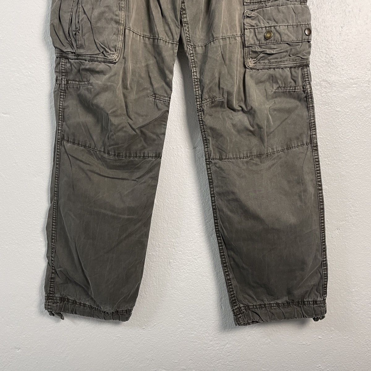 Japanese Brand Vintage Japanese Brand Utility 9 Pocket Tactical Cargo Pants Size US 36 / EU 52 - 4 Thumbnail