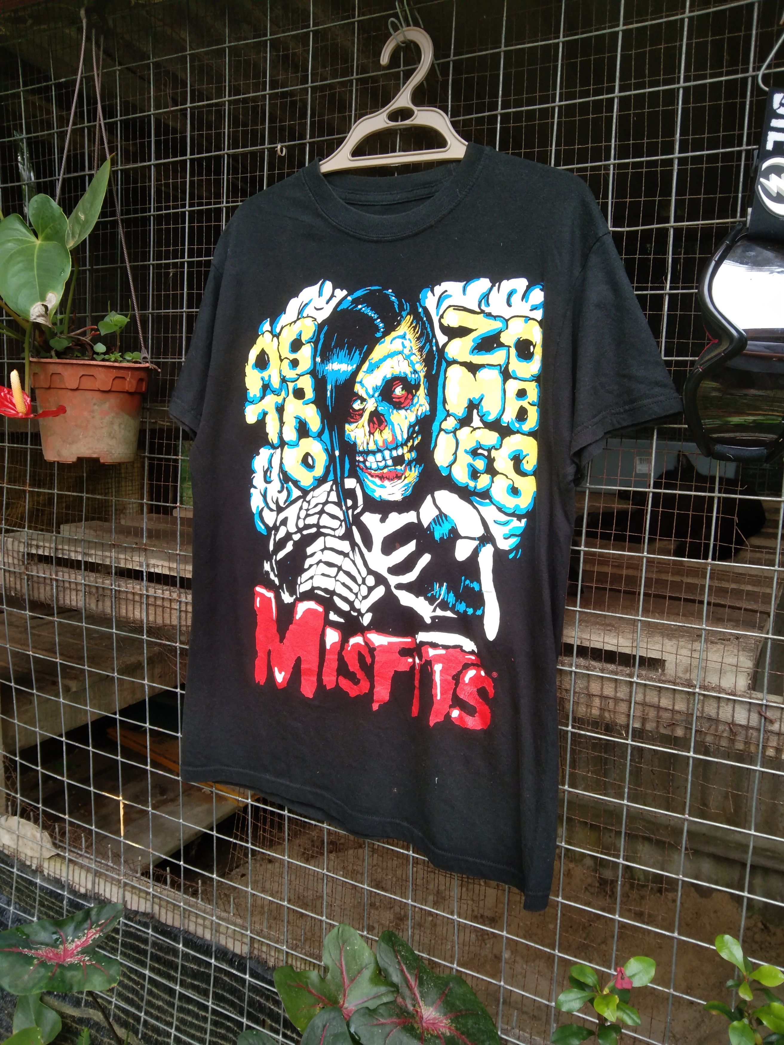Band Tees × Misfits 🔥NEW YEAR SALES🔥MISFITS BAND T-SHIRT Size US M / EU 48-50 / 2 - 2 Thumbnail