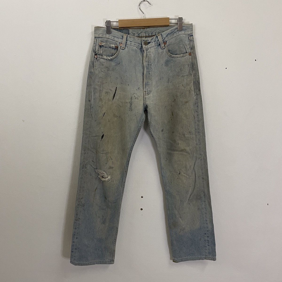 Vintage Levis 501 Distressed Kurt Cobain Denim Jeans