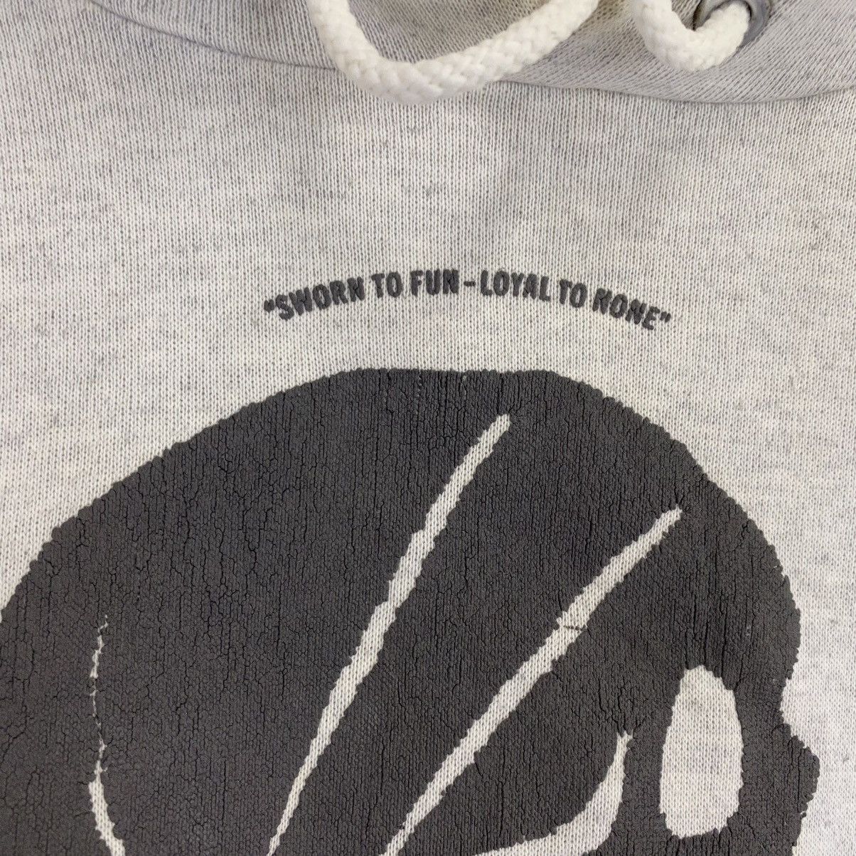 Japanese Brand Vintage Tycoon Kickin Alive Big Logo Crewneck Hoodies Size M Size US M / EU 48-50 / 2 - 5 Thumbnail