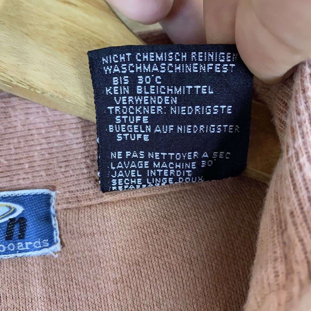 Burton Vintage 90s Burton Snowboards Small Logo Sweater Size XL Size US XL / EU 56 / 4 - 9 Thumbnail