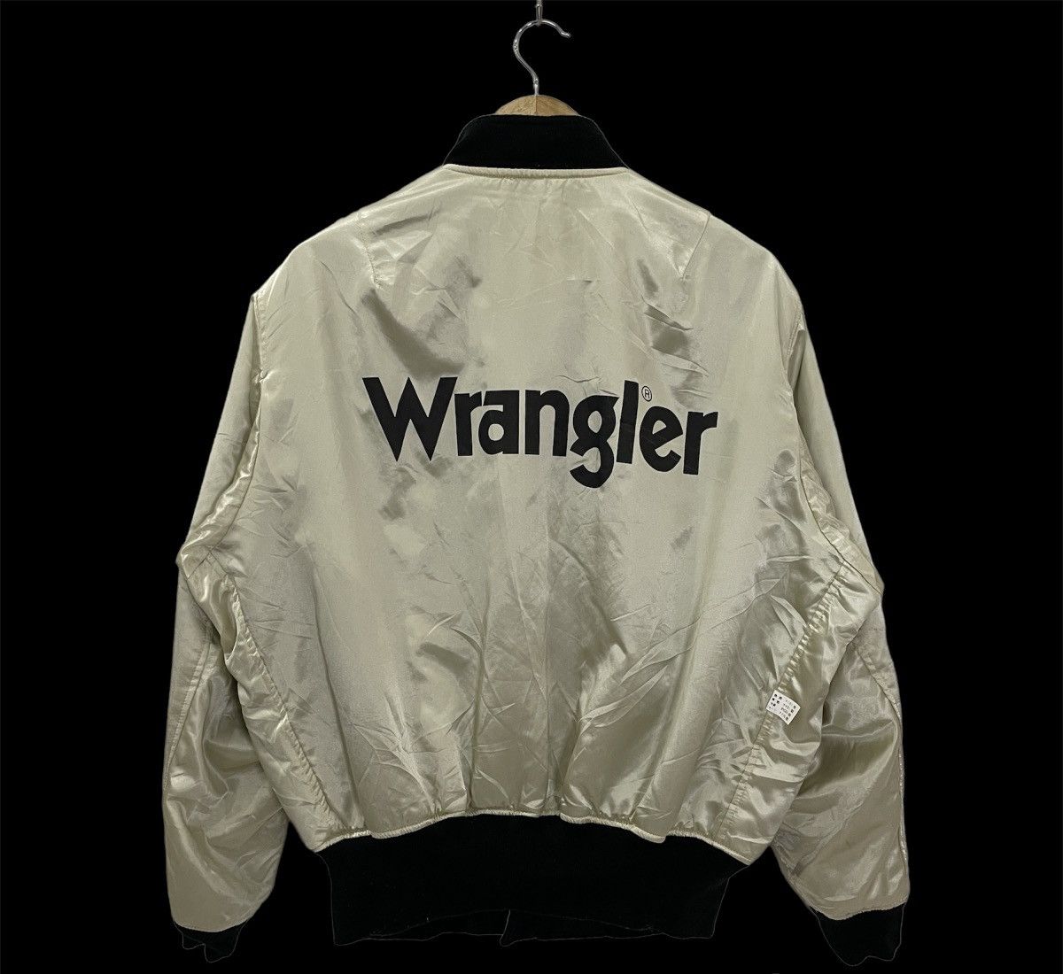 Vintage Vintage Wrangler Big Logo Reversable Bomber Jacket Size US XL / EU 56 / 4 - 1 Thumbnail