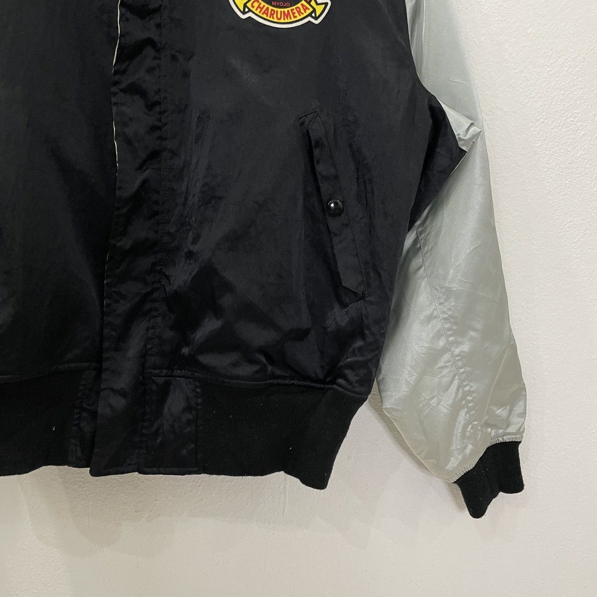 Vintage Vintage Wrangler Big Logo Reversable Bomber Jacket Size US XL / EU 56 / 4 - 6 Thumbnail