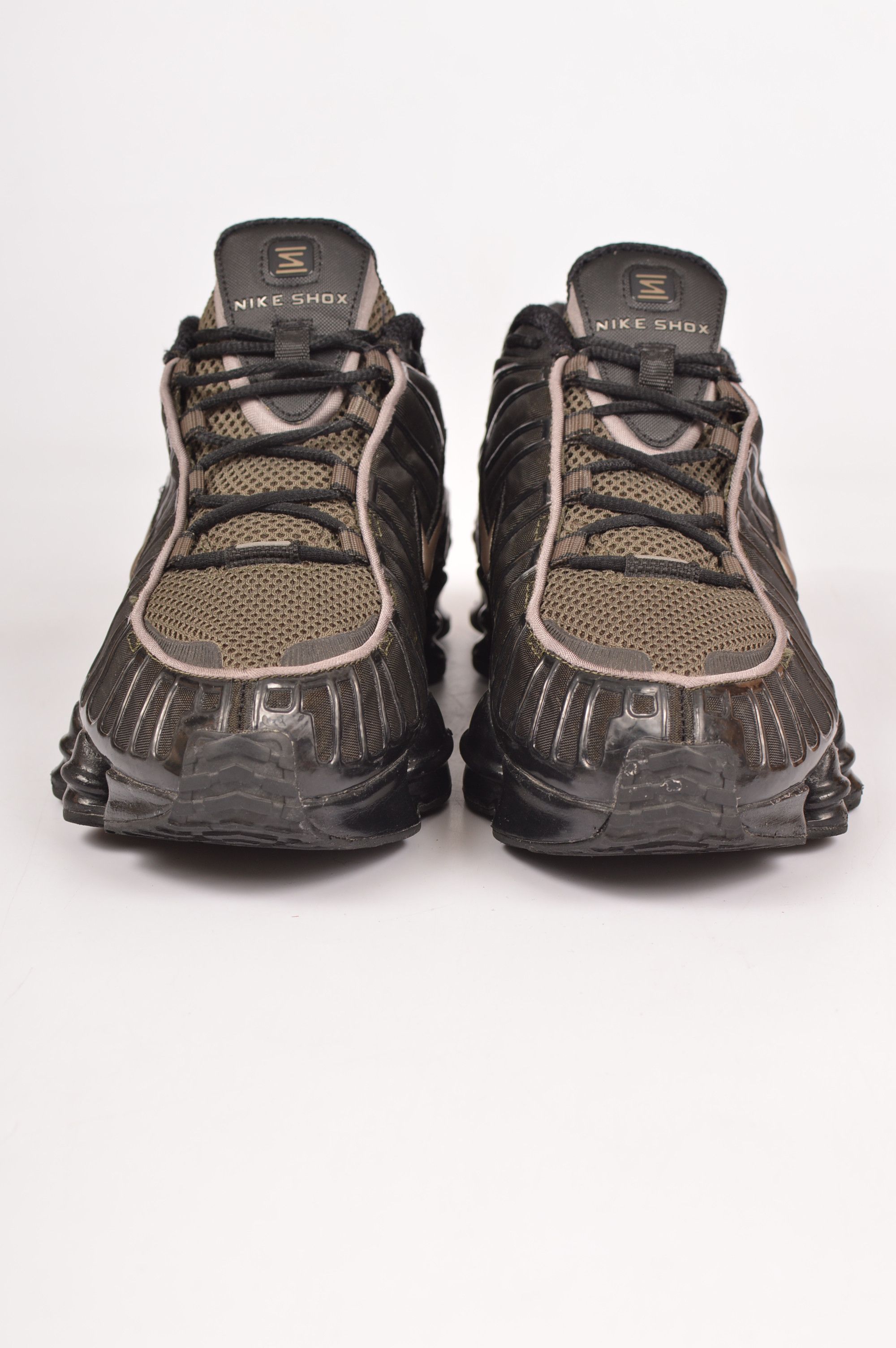 Nike Rare Nike Shox TL Black Metallic Pewter Cargo Khaki Trainers Size US 9 / EU 42 - 2 Thumbnail