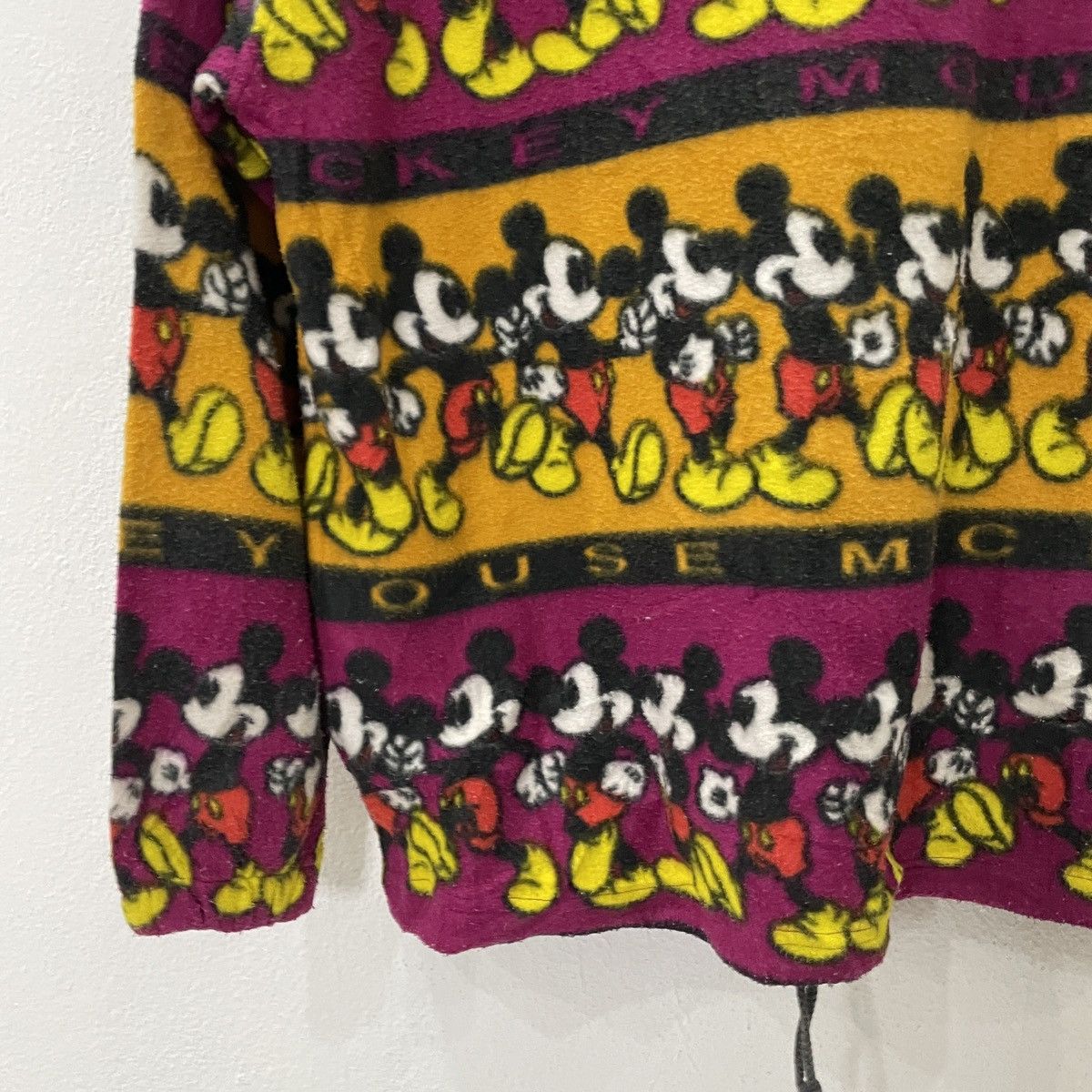 Mickey Mouse Vintage Mickey & Co Fullprint Sweatshirt Size US M / EU 48-50 / 2 - 9 Thumbnail