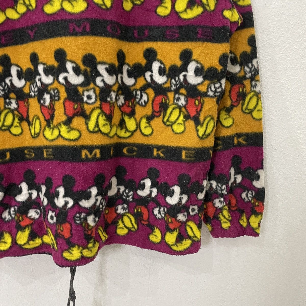 Mickey Mouse Vintage Mickey & Co Fullprint Sweatshirt Size US M / EU 48-50 / 2 - 8 Thumbnail