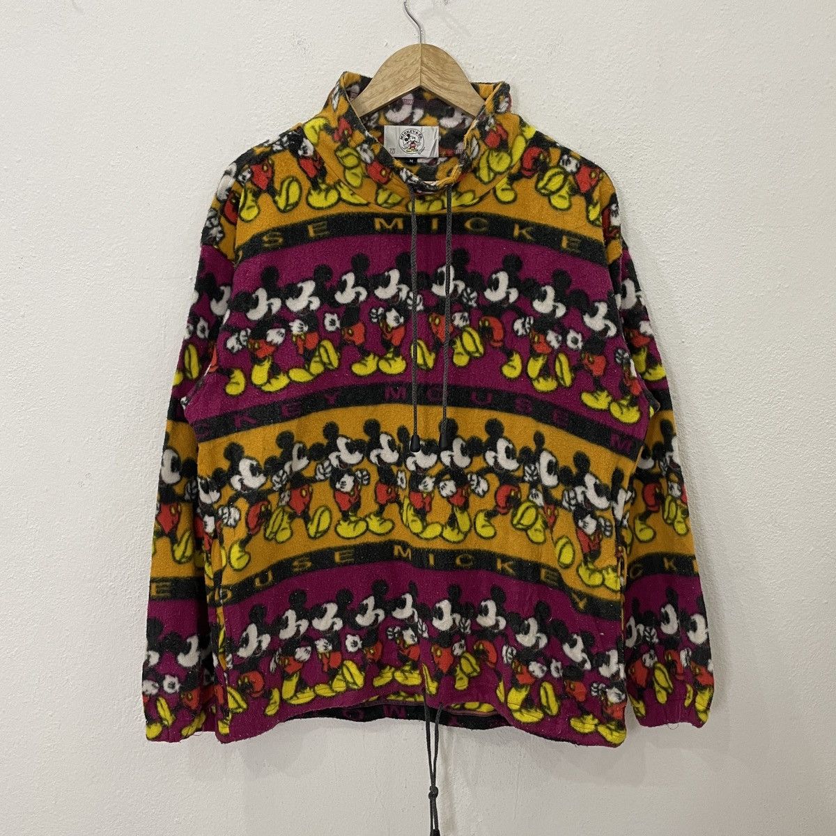 Mickey Mouse Vintage Mickey & Co Fullprint Sweatshirt Size US M / EU 48-50 / 2 - 1 Thumbnail