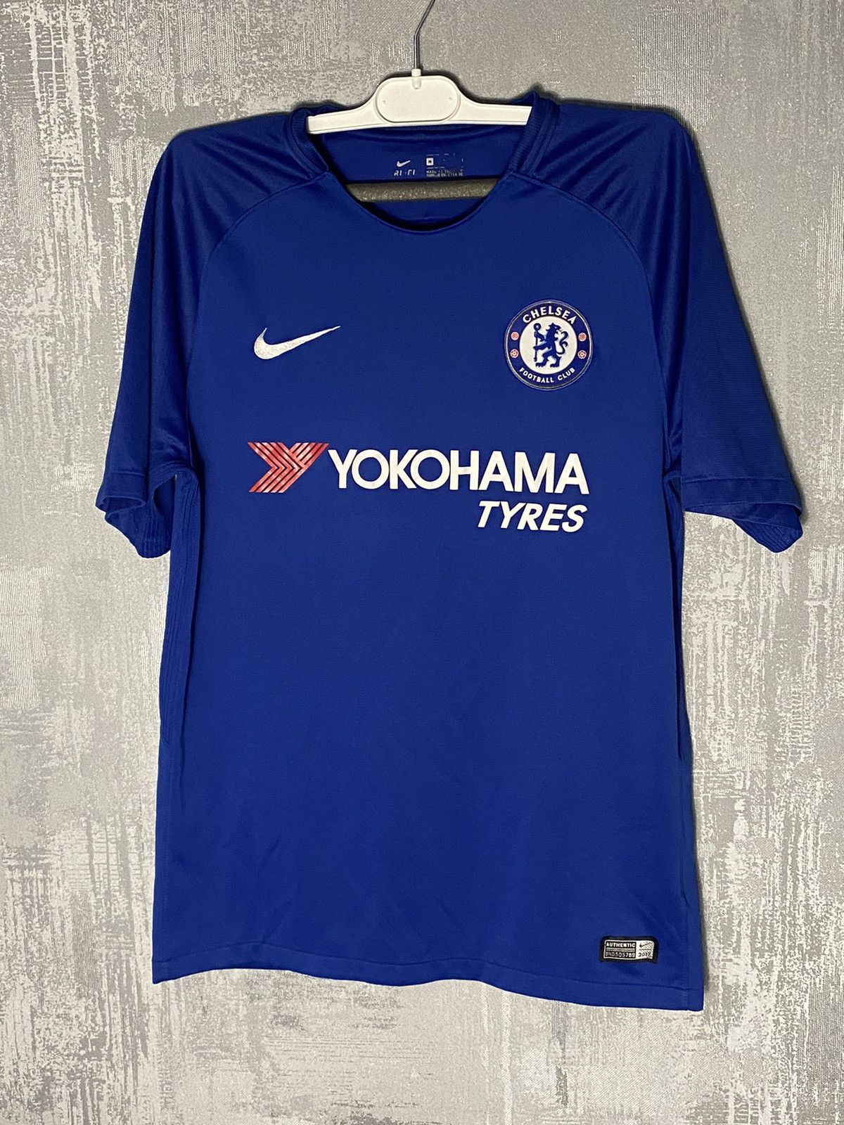 Nike 2017 Chelsea Nike Home Soccer Jersey Size US M / EU 48-50 / 2 - 1 Thumbnail