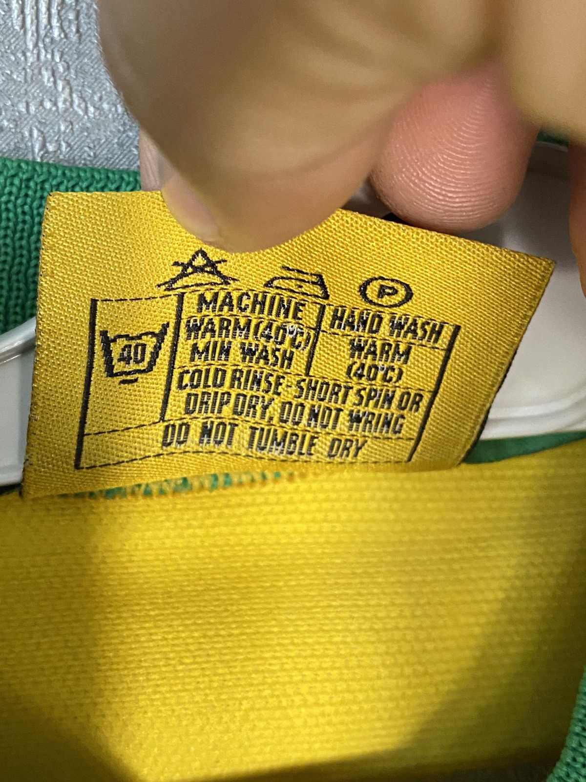 Vintage 1999 2001 Vintage Norwich City Home Soccer Jersey Size US M / EU 48-50 / 2 - 6 Thumbnail