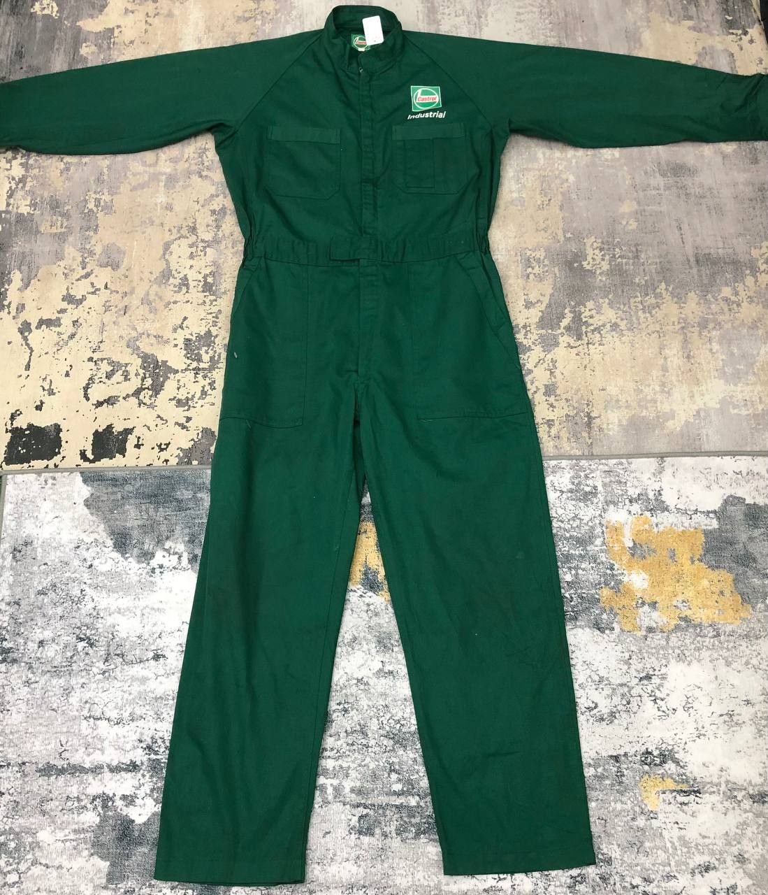 Japanese Brand P673 CASTROL OIL RACING UNIFORM COVERALLS Size US M / EU 48-50 / 2 - 2 Thumbnail